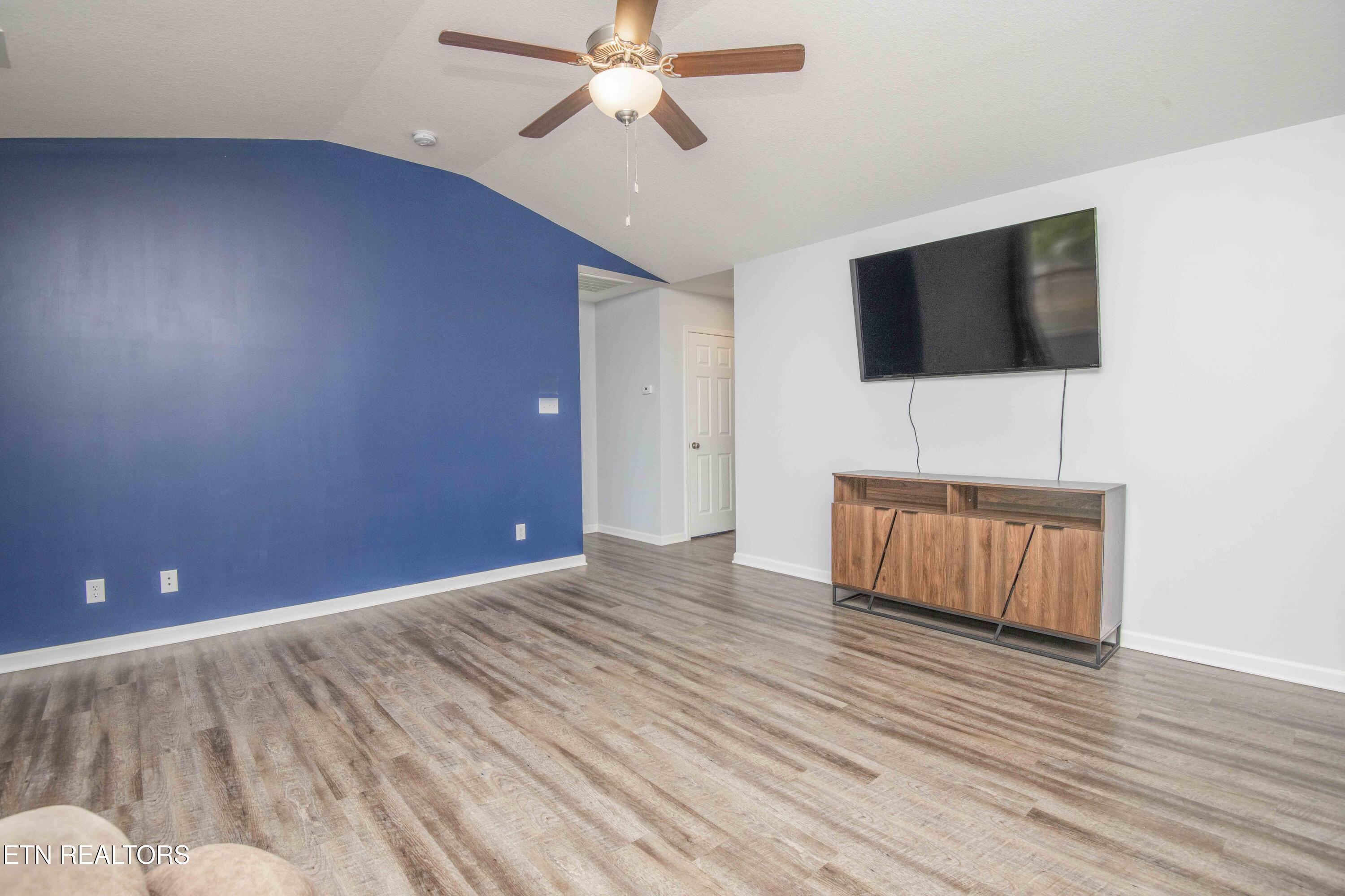 329 Contentment Lane Knoxville TN 37920
