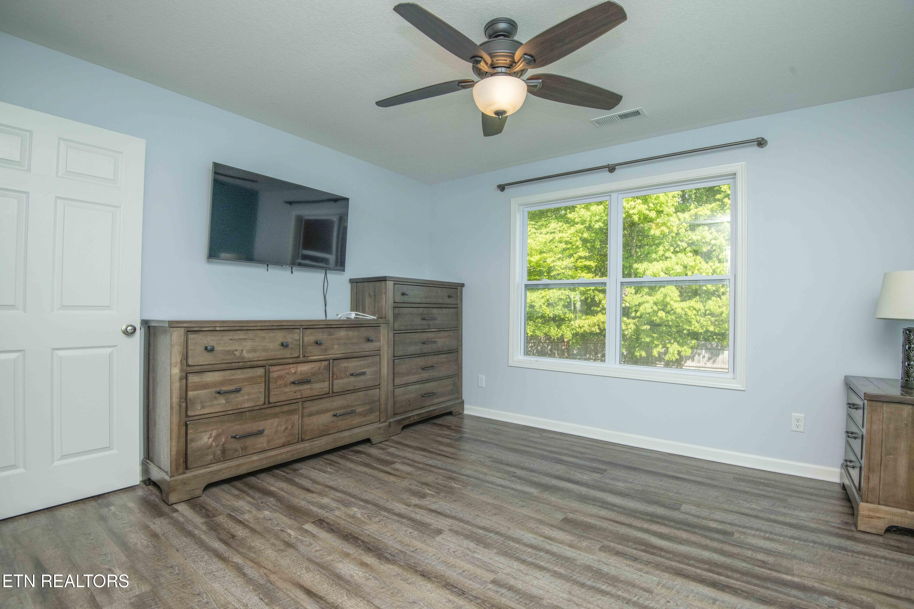 329 Contentment Lane Knoxville TN 37920