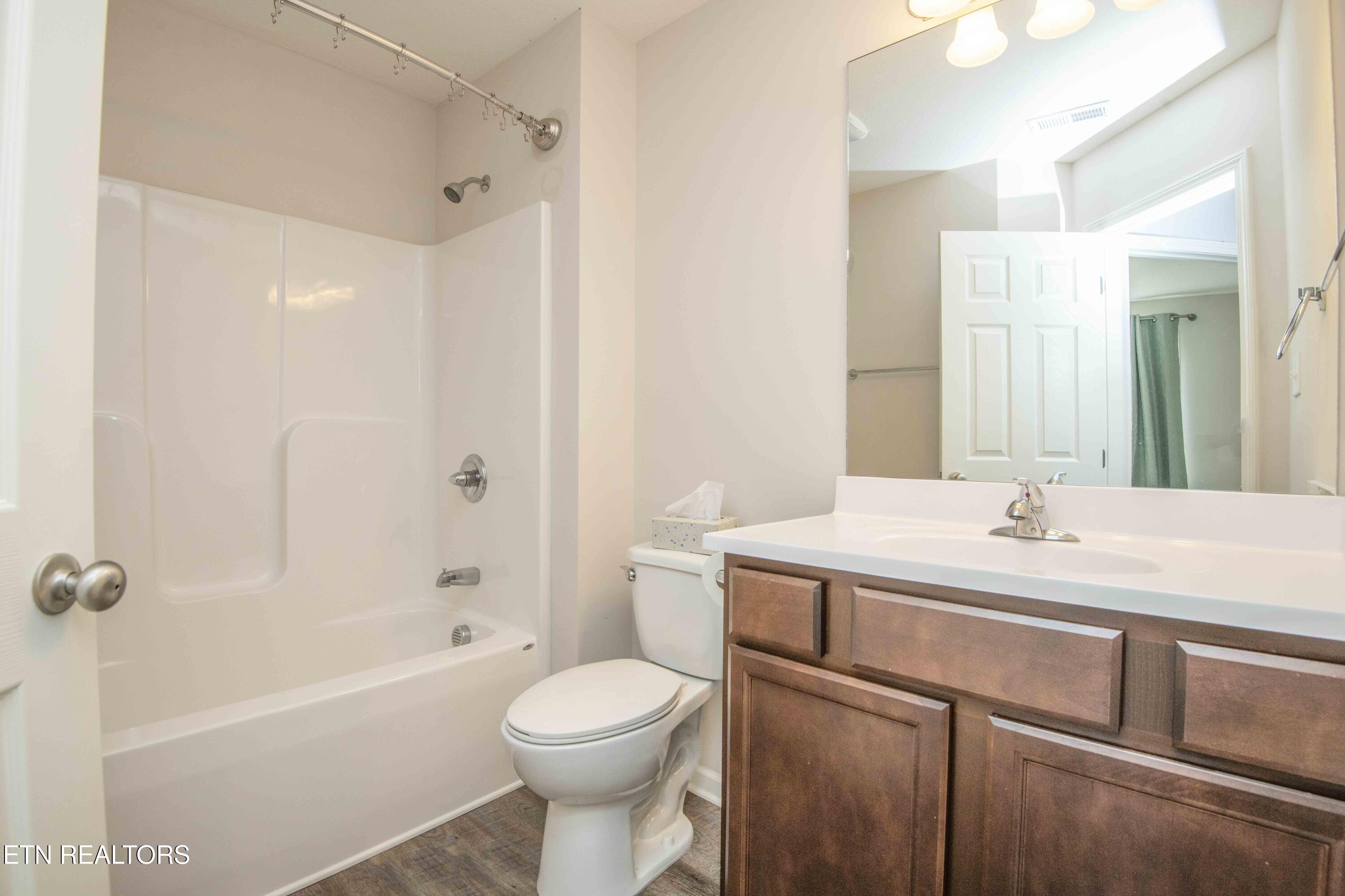 329 Contentment Lane Knoxville TN 37920