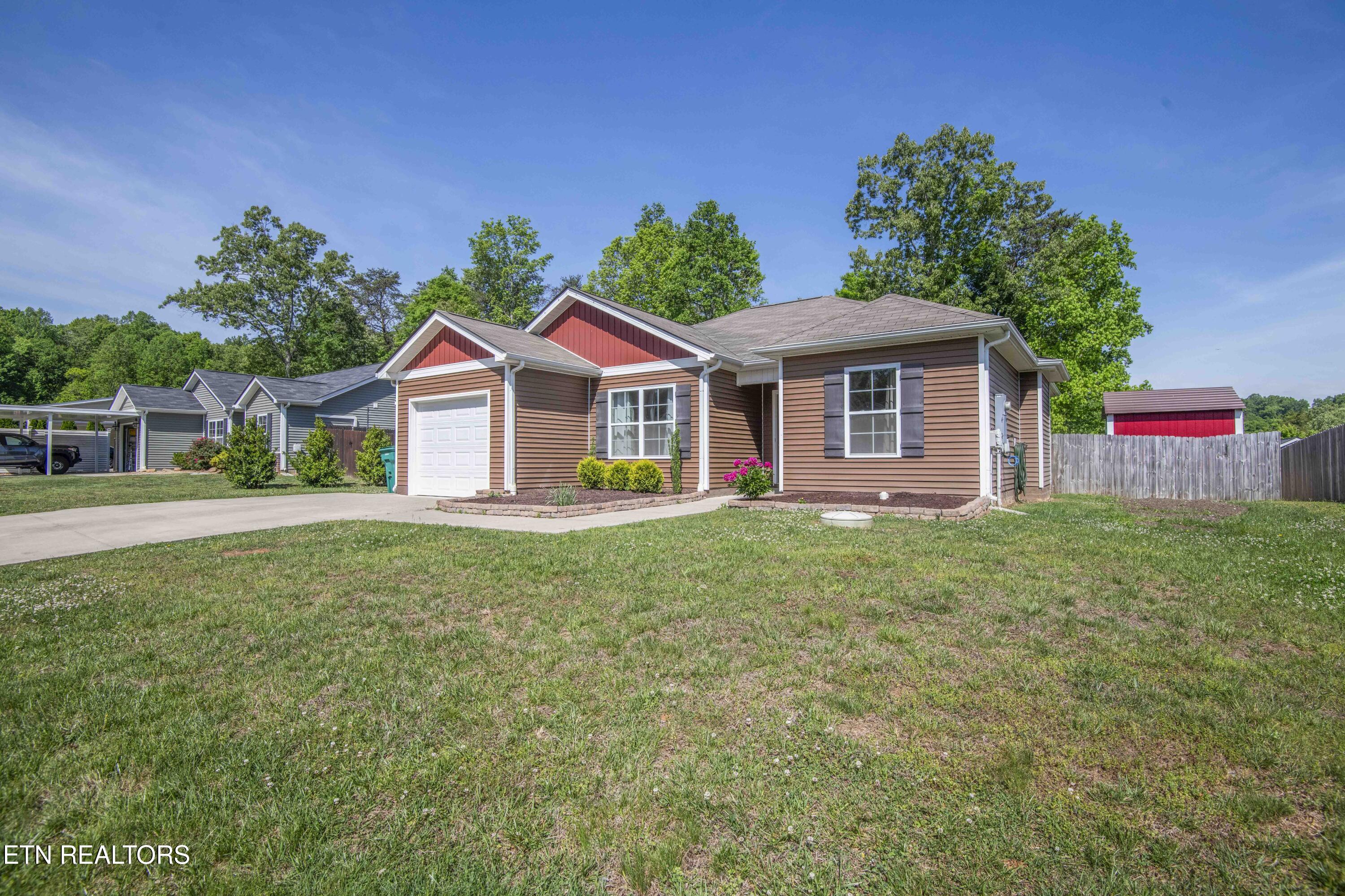 329 Contentment Lane Knoxville TN 37920