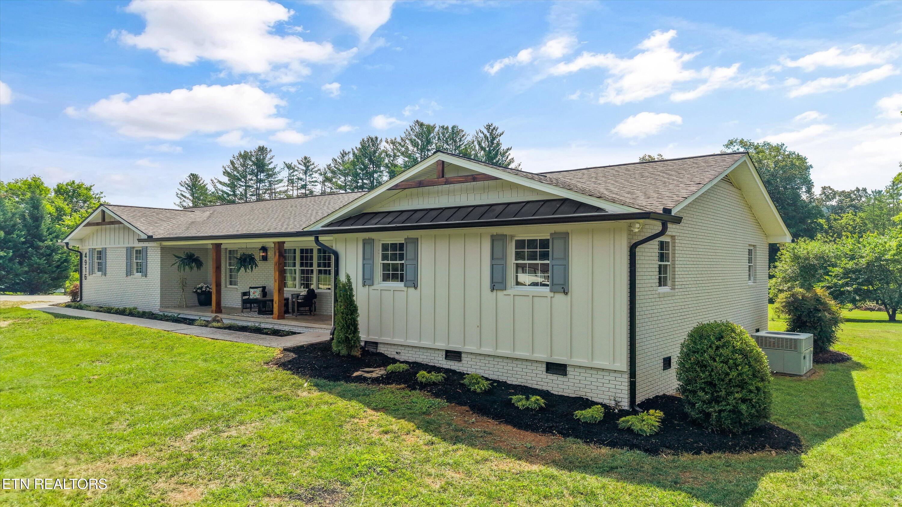 4916 W Beaver Creek Drive Powell TN 37849