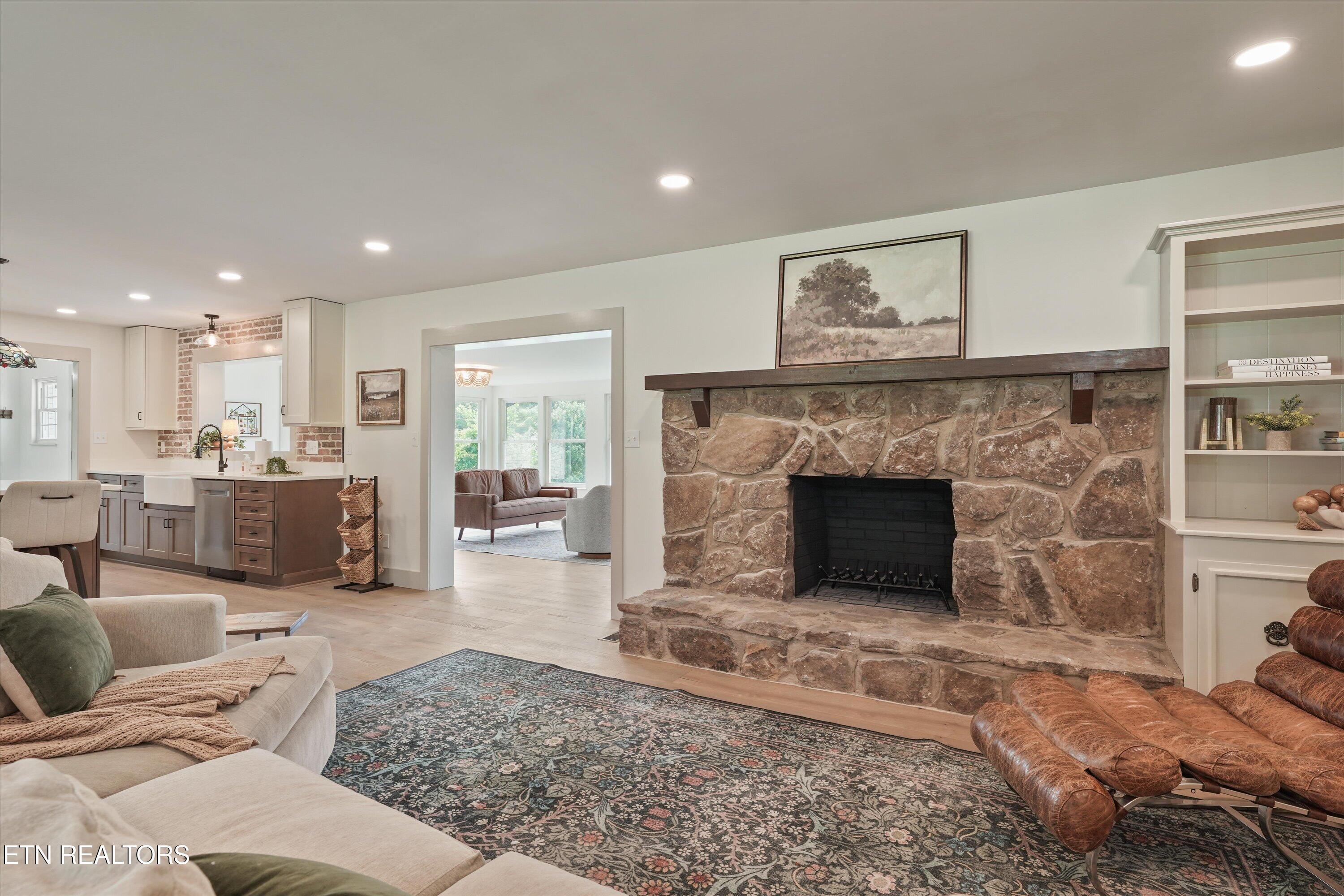 4916 W Beaver Creek Drive Powell TN 37849