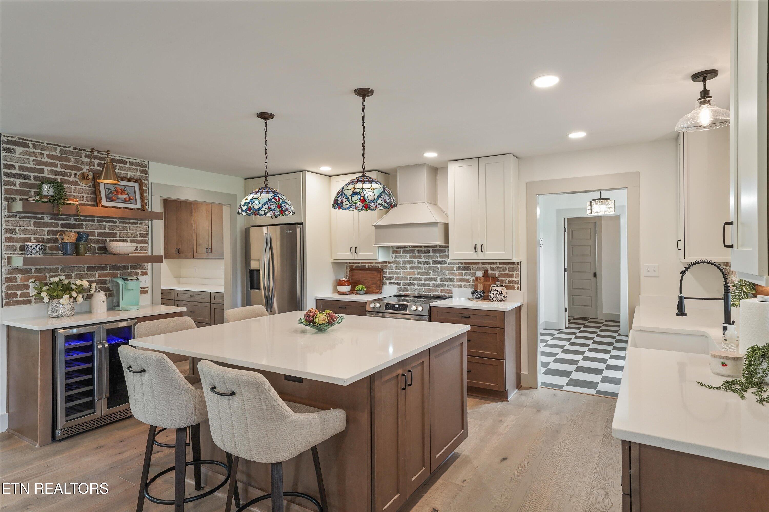 4916 W Beaver Creek Drive Powell TN 37849