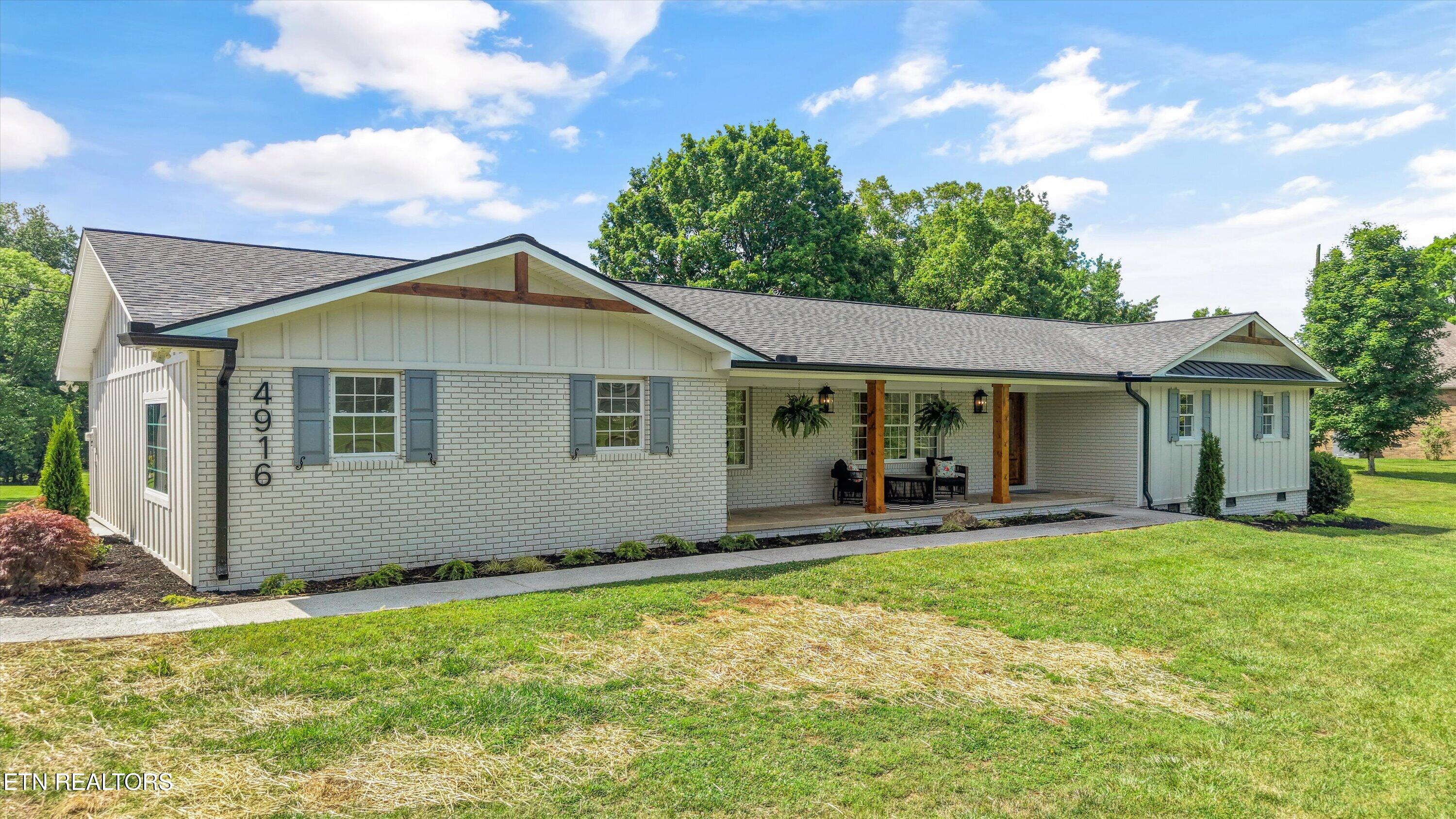 4916 W Beaver Creek Drive Powell TN 37849