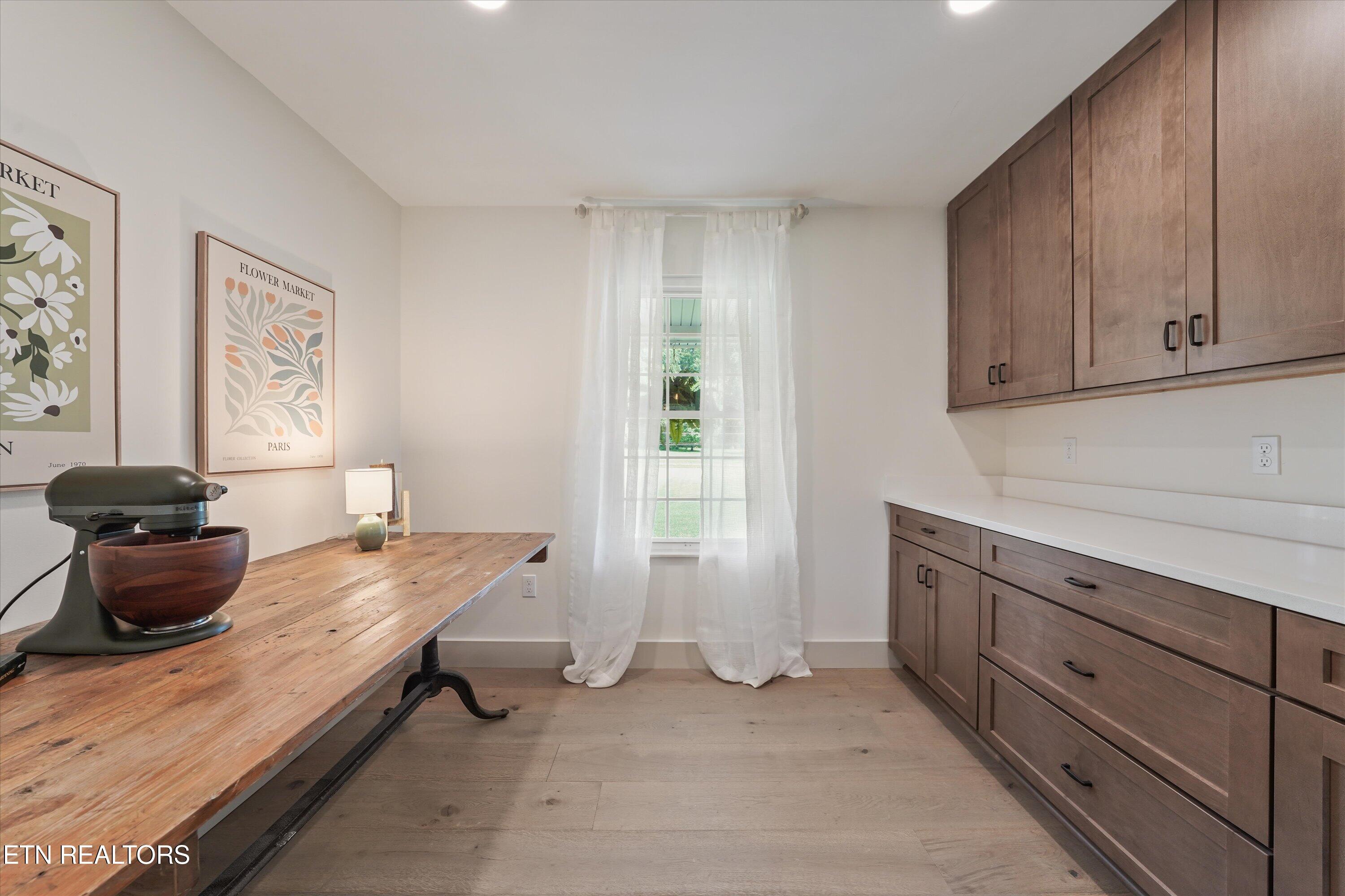 4916 W Beaver Creek Drive Powell TN 37849