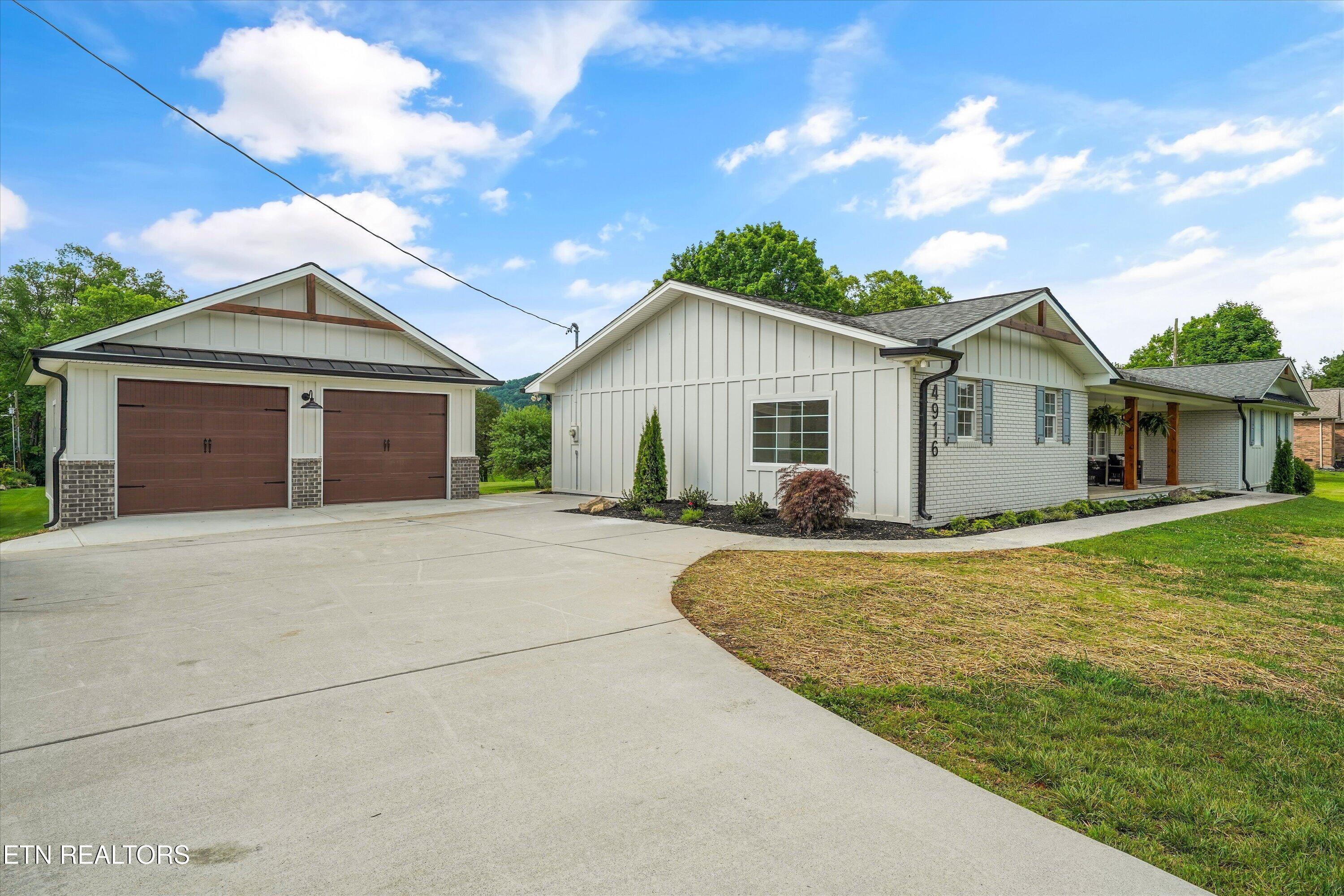 4916 W Beaver Creek Drive Powell TN 37849