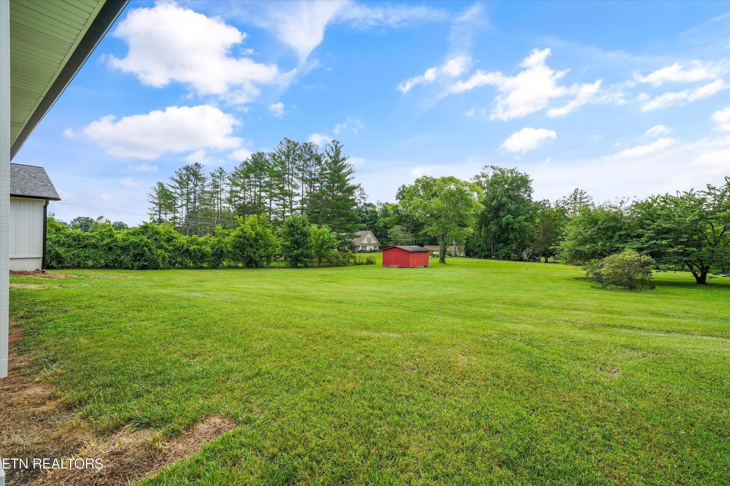 4916 W Beaver Creek Drive Powell TN 37849