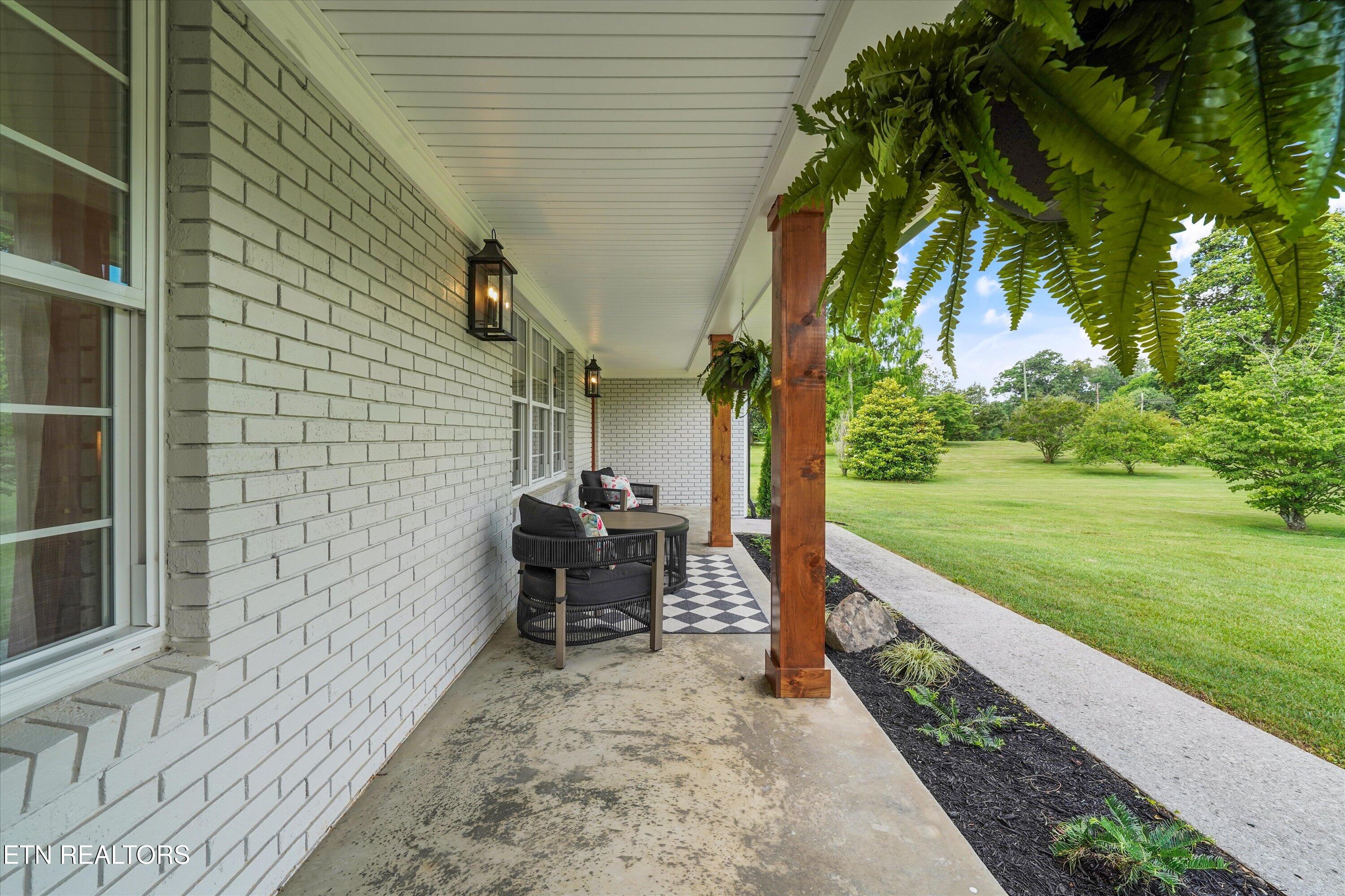4916 W Beaver Creek Drive Powell TN 37849