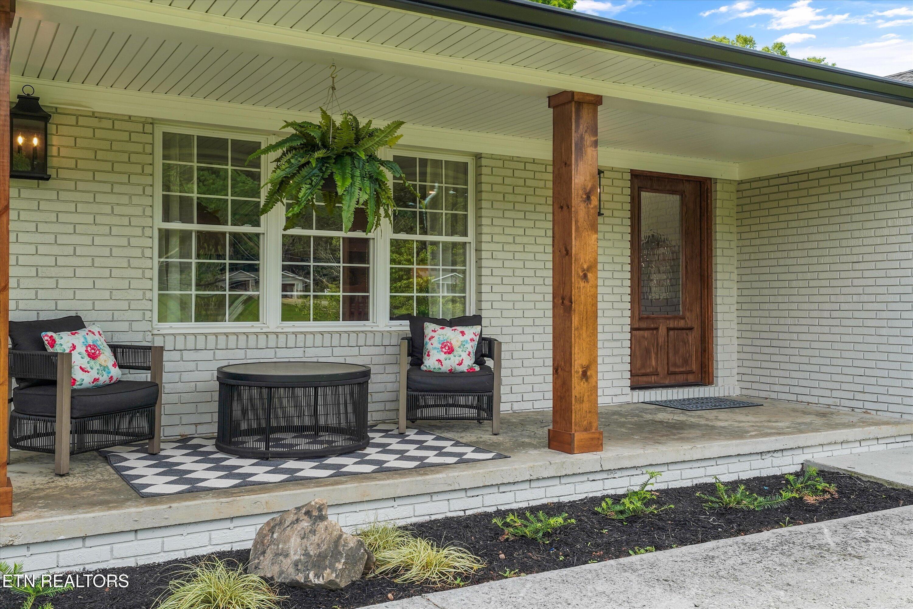 4916 W Beaver Creek Drive Powell TN 37849