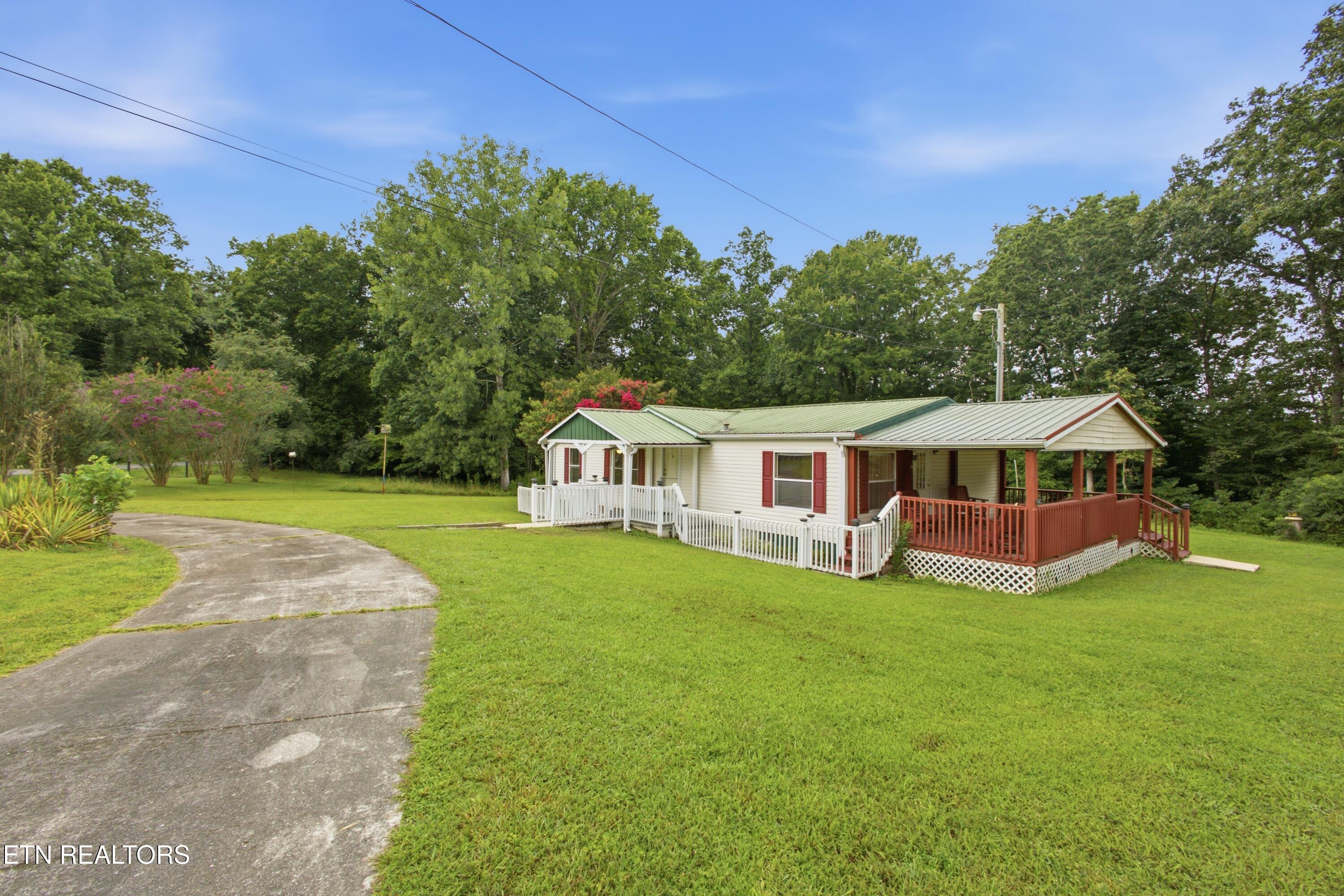 418 Mt View Road Robbins TN 37852
