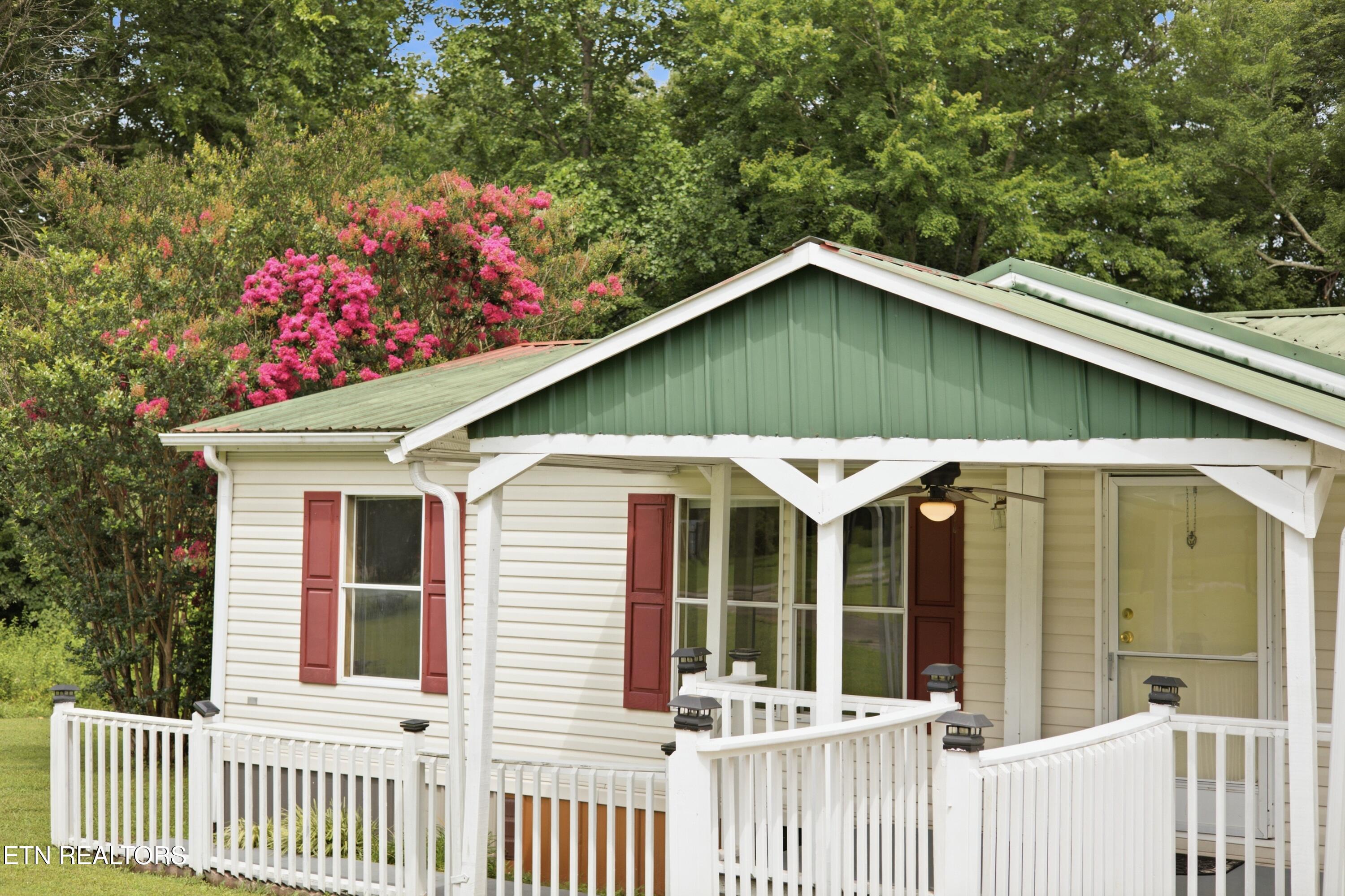 418 Mt View Road Robbins TN 37852