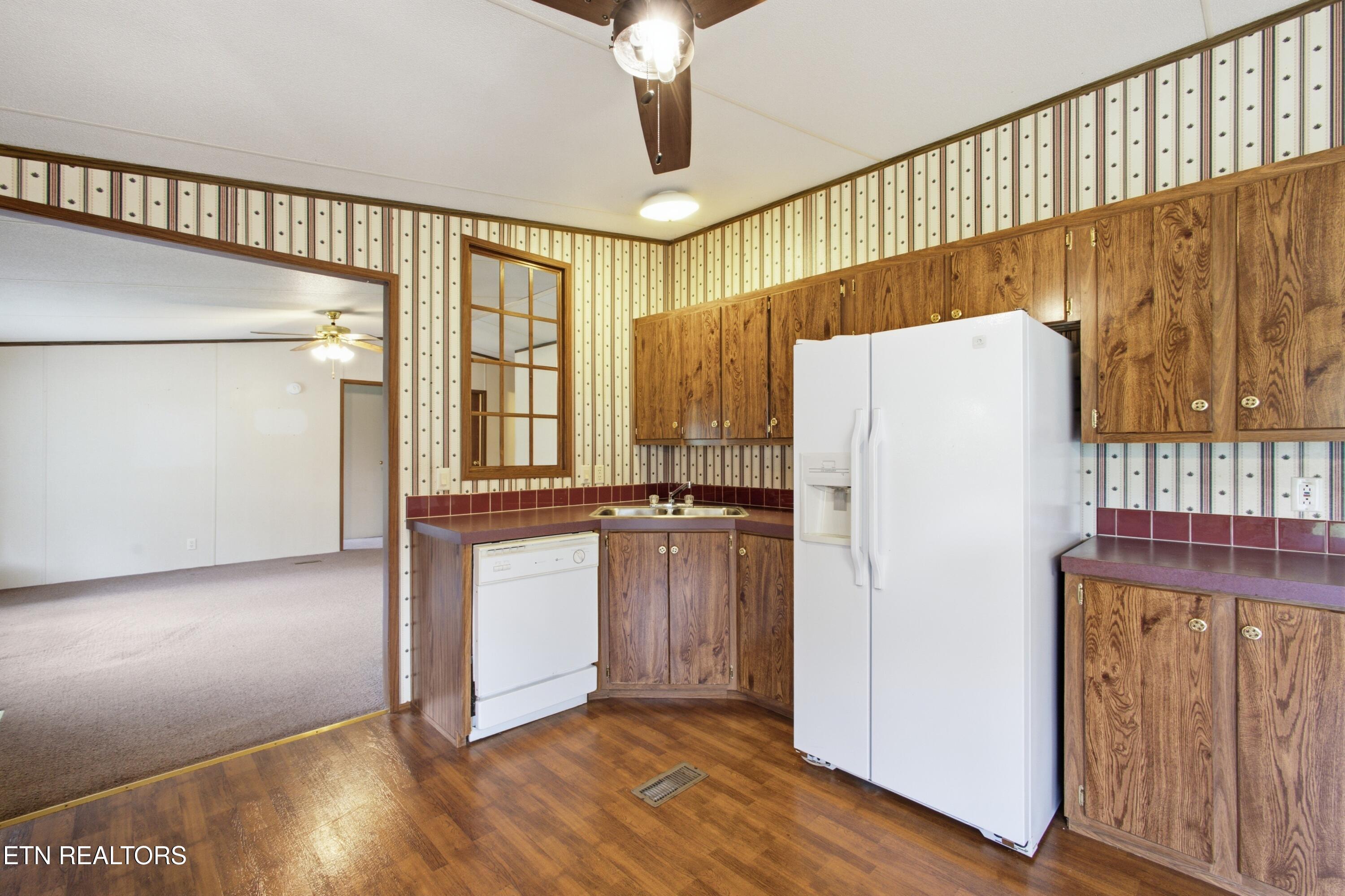 418 Mt View Road Robbins TN 37852