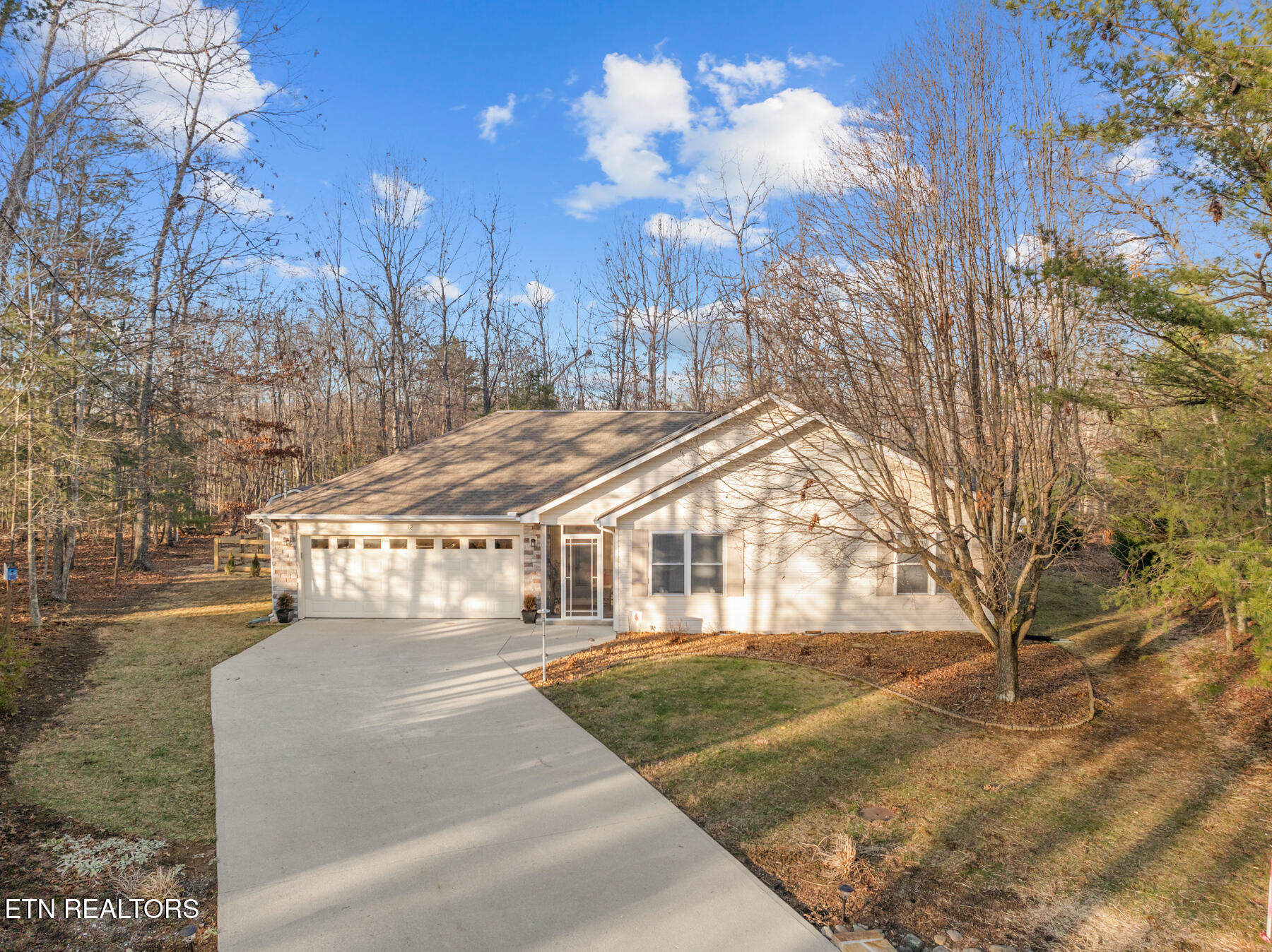12 Lechmere Terrace Crossville TN 38558