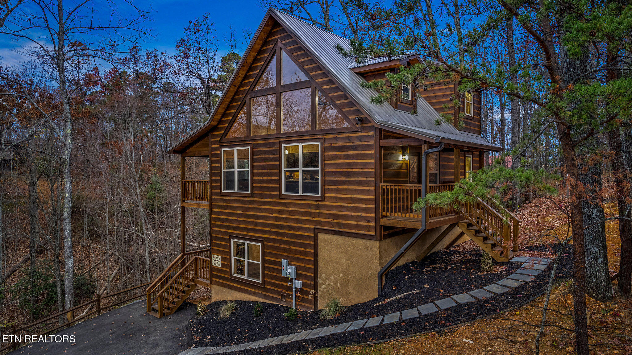 2184 Beach Front Drive Sevierville TN 37876