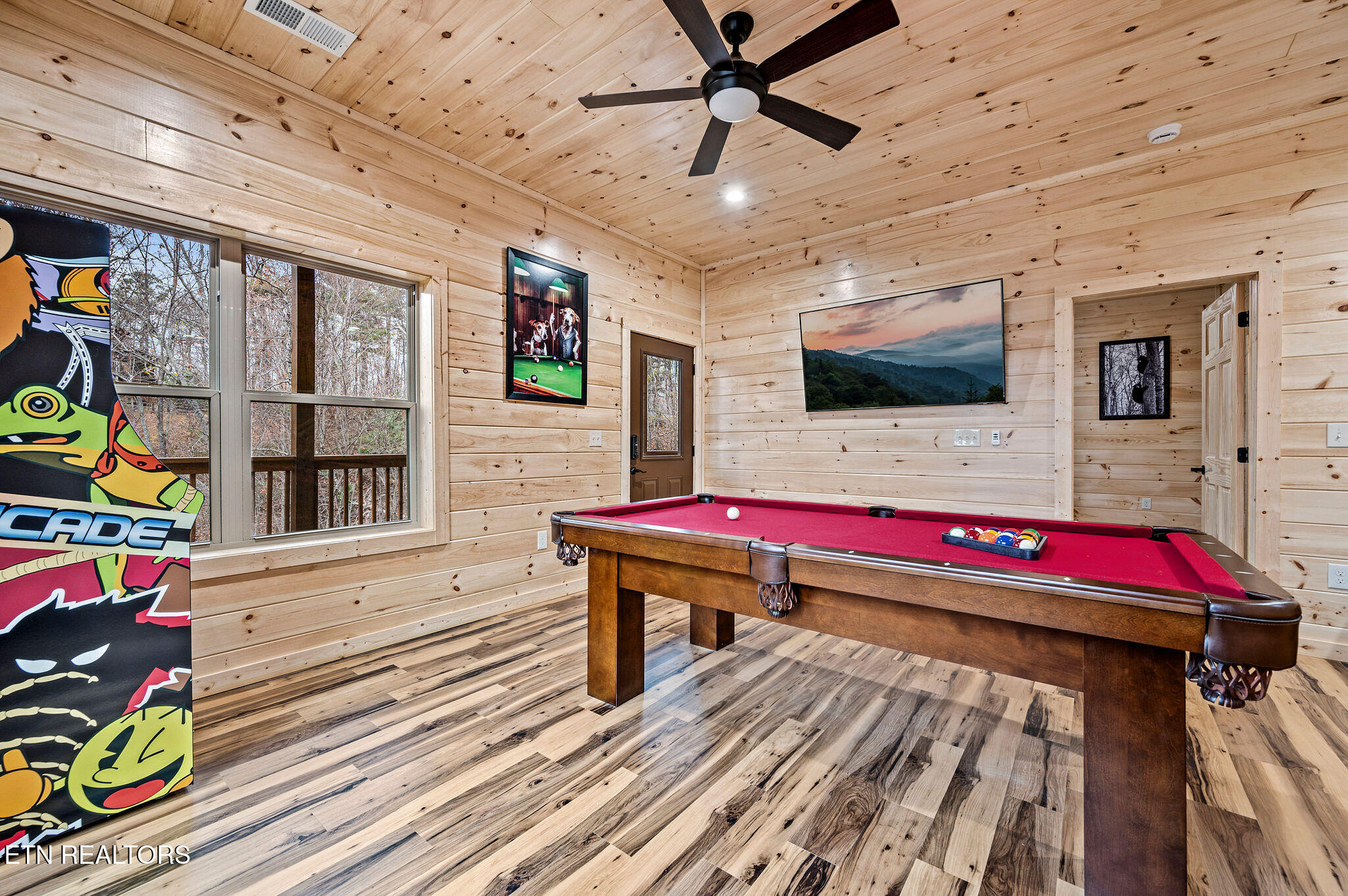2184 Beach Front Drive Sevierville TN 37876