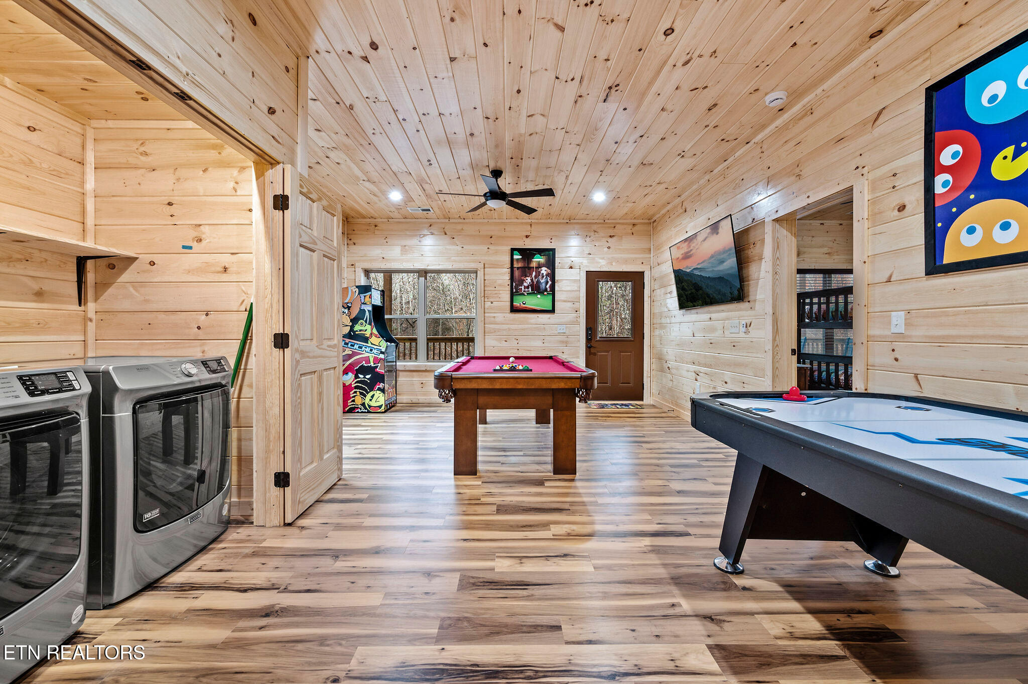 2184 Beach Front Drive Sevierville TN 37876