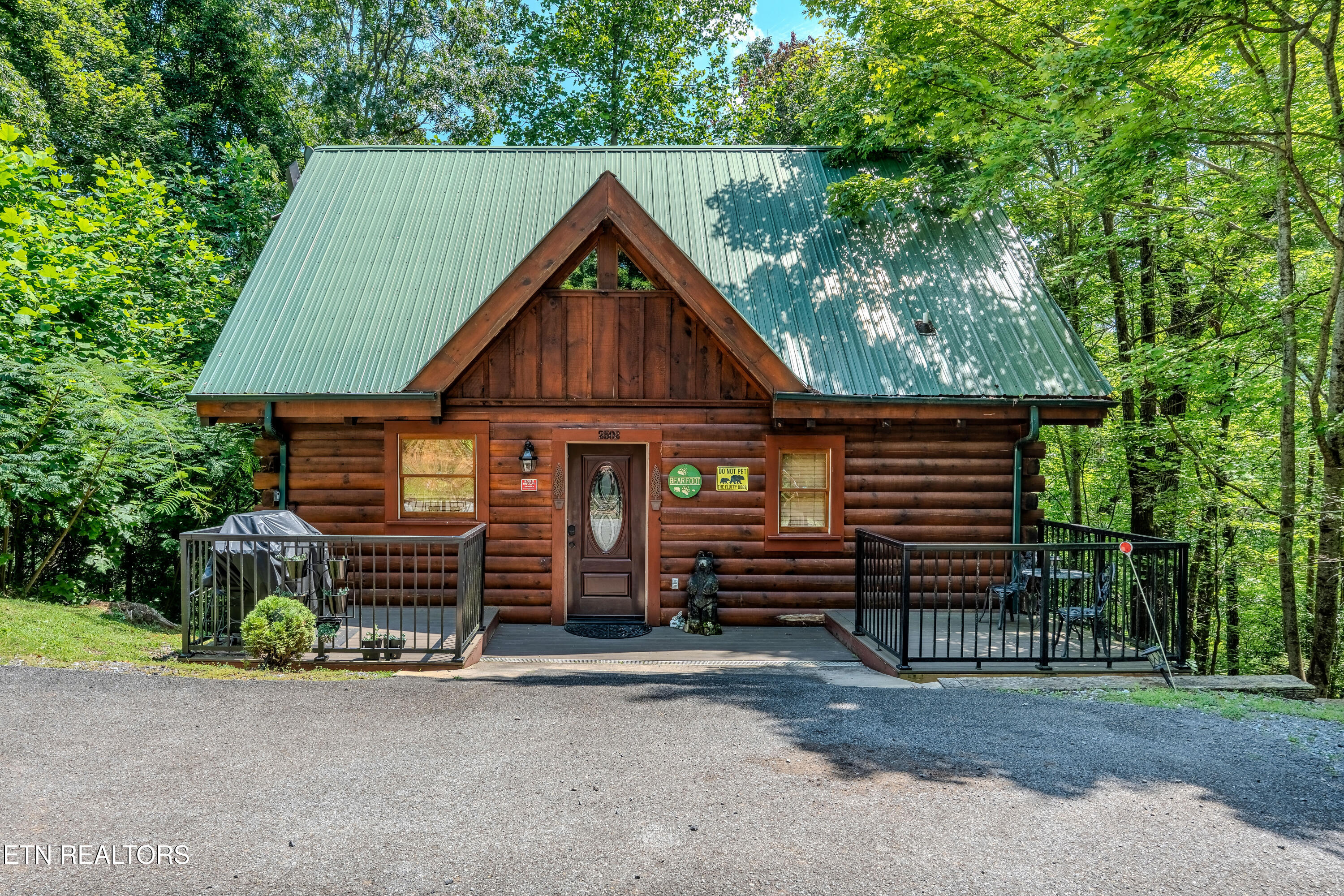 2502 N School House Gap Road Sevierville TN 37876
