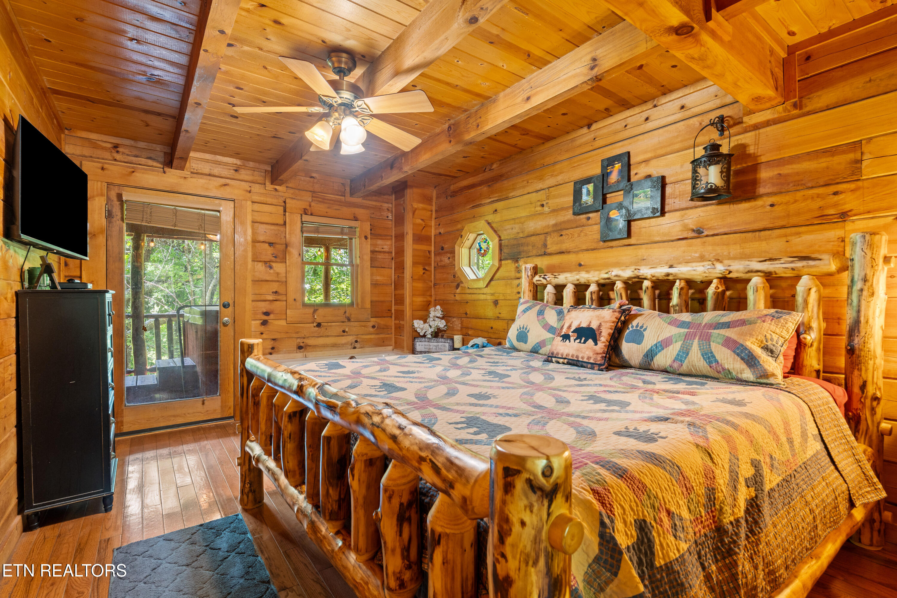 2502 N School House Gap Road Sevierville TN 37876