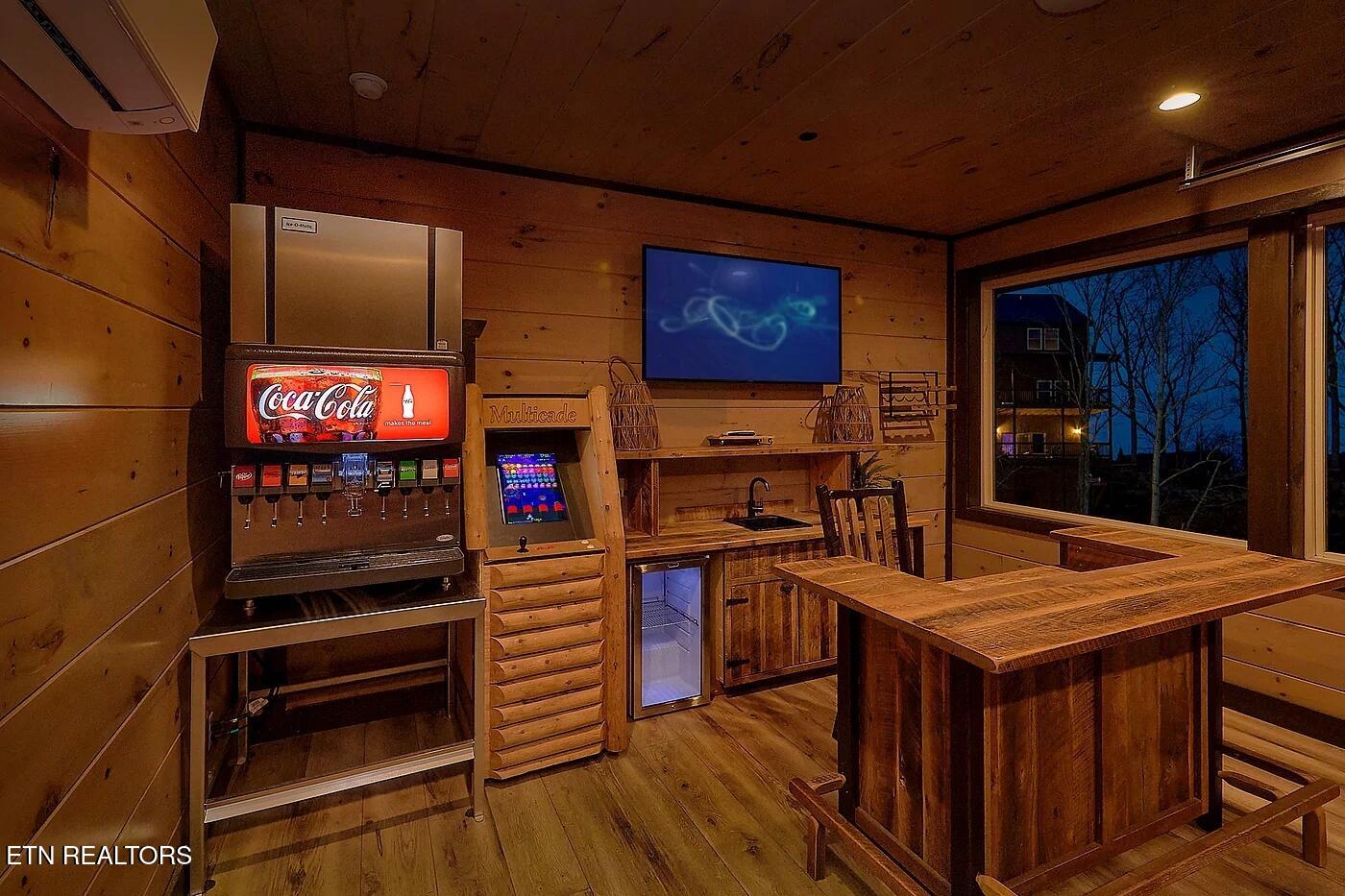 1175 Woodland Trek Lane Sevierville TN 37876