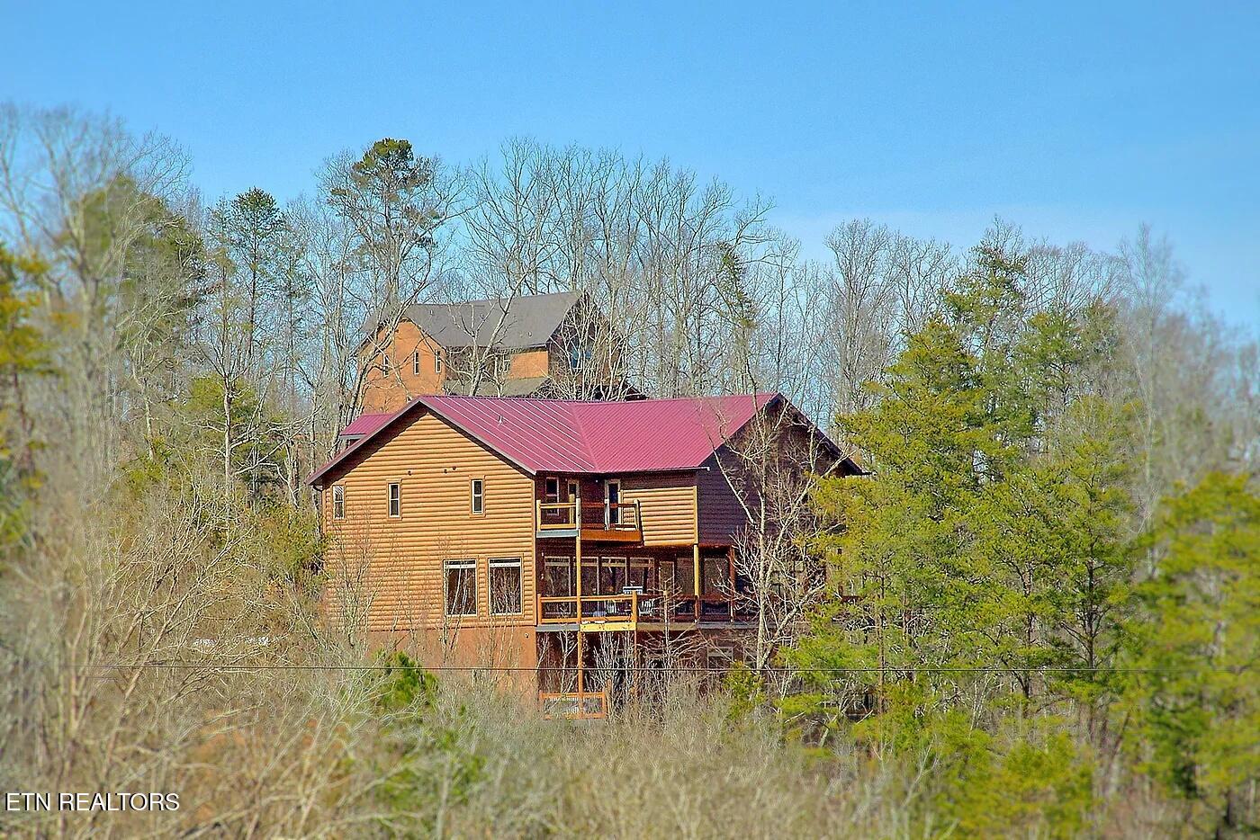 1175 Woodland Trek Lane Sevierville TN 37876