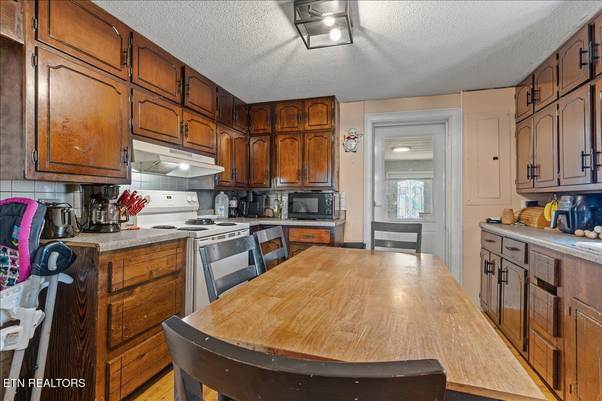 210 2nd Street Englewood TN 37329