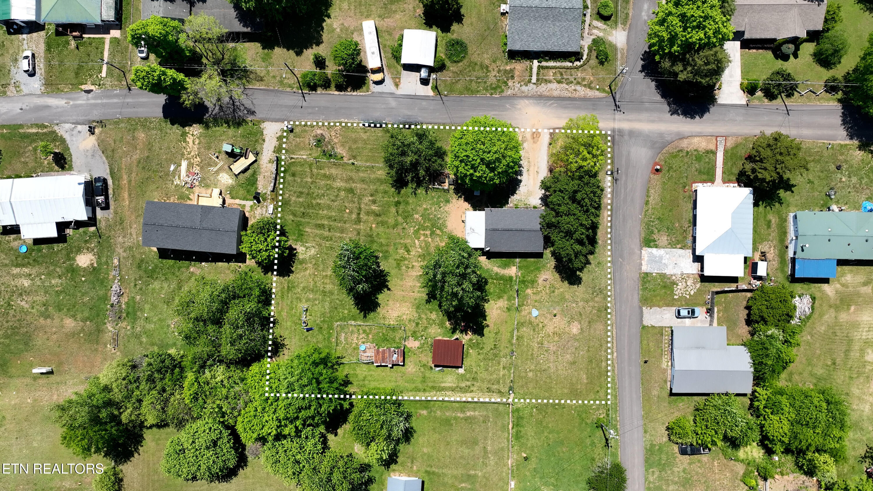210 2nd Street Englewood TN 37329