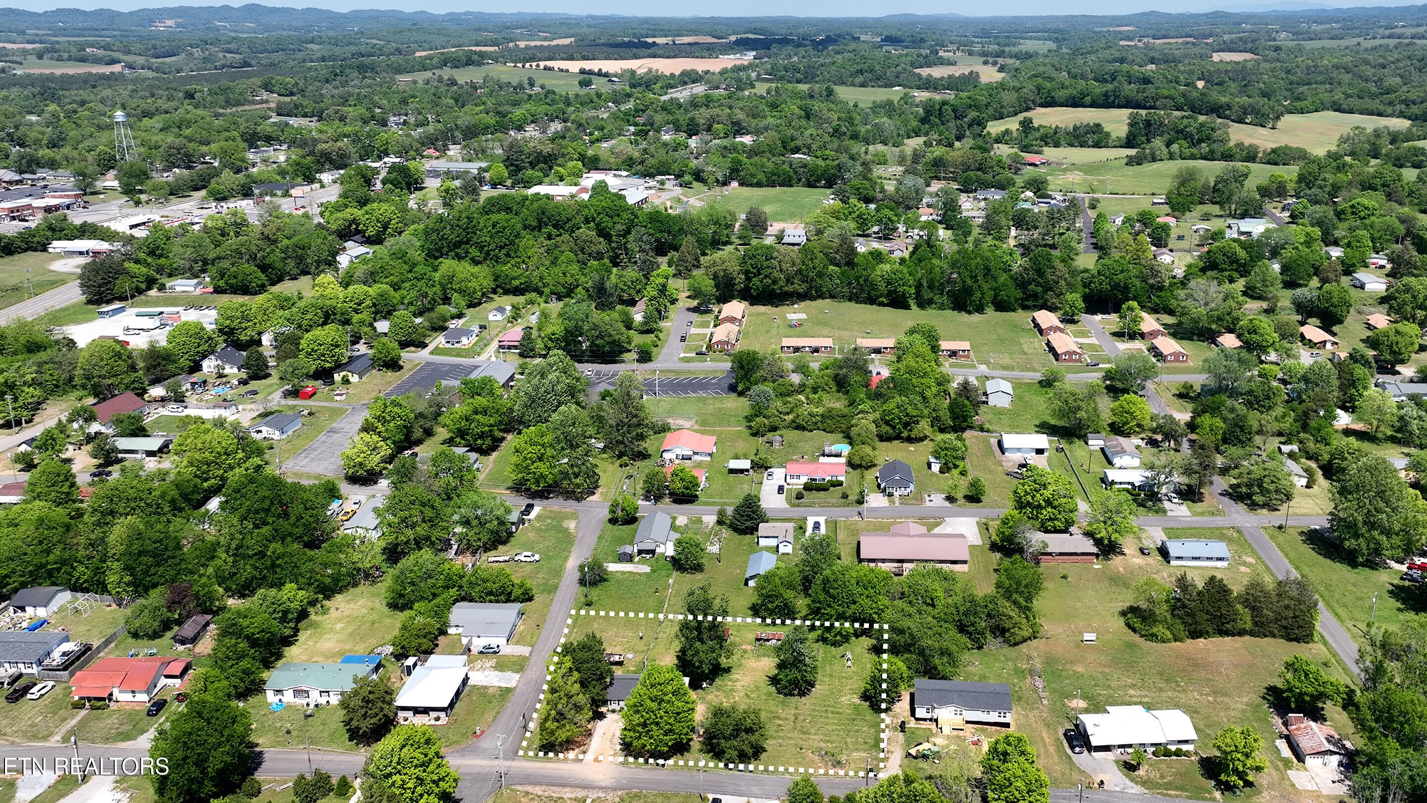 210 2nd Street Englewood TN 37329