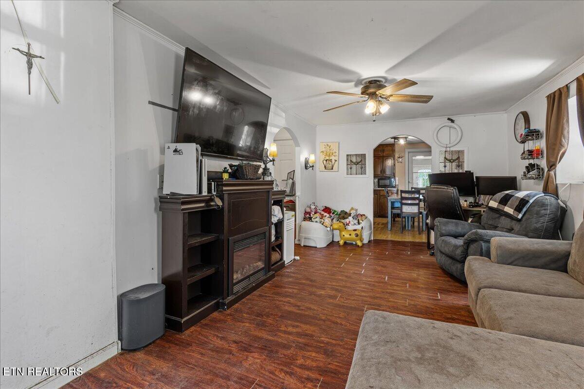 210 2nd Street Englewood TN 37329