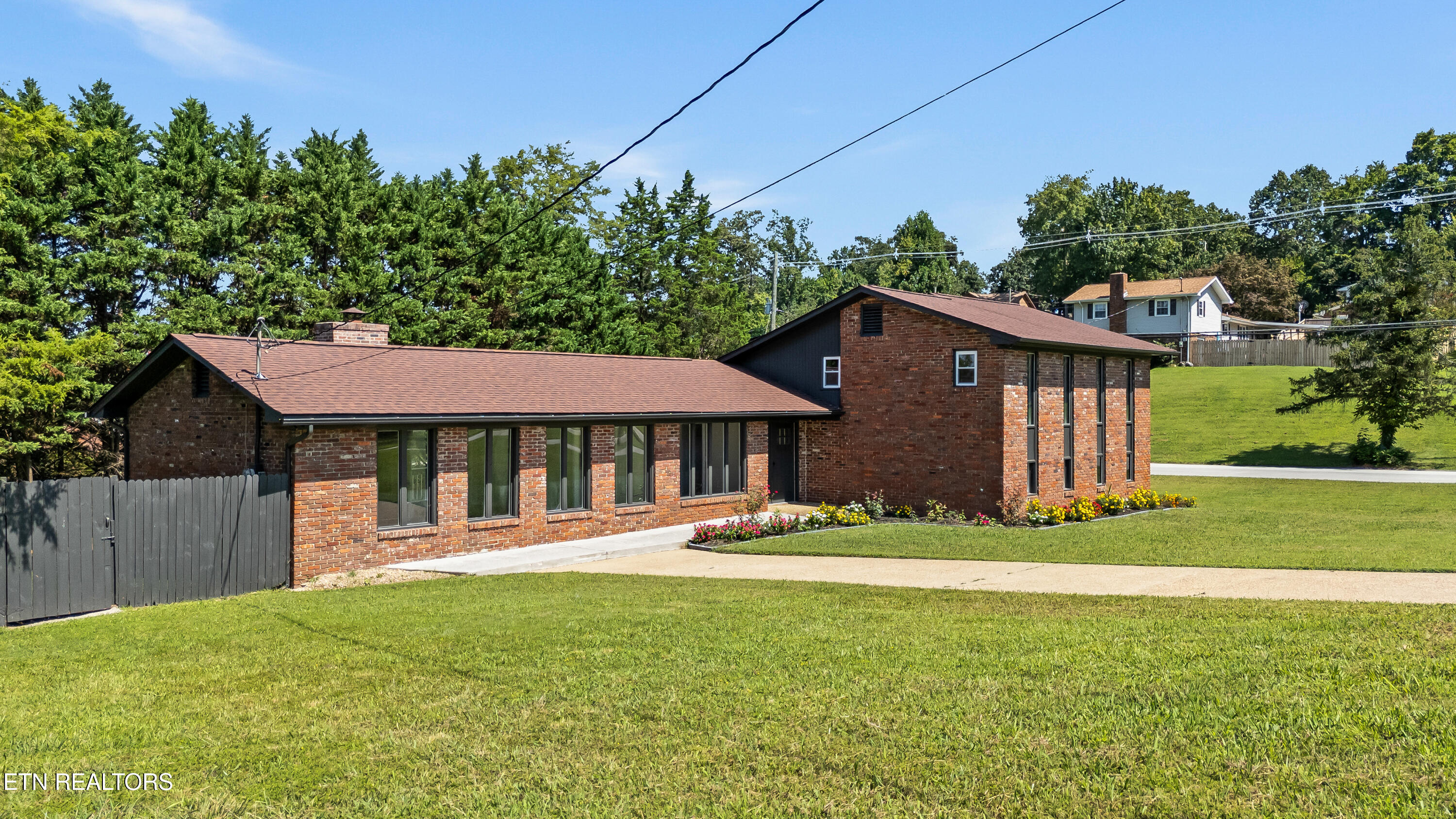 101 Westland Drive Clinton TN 37716