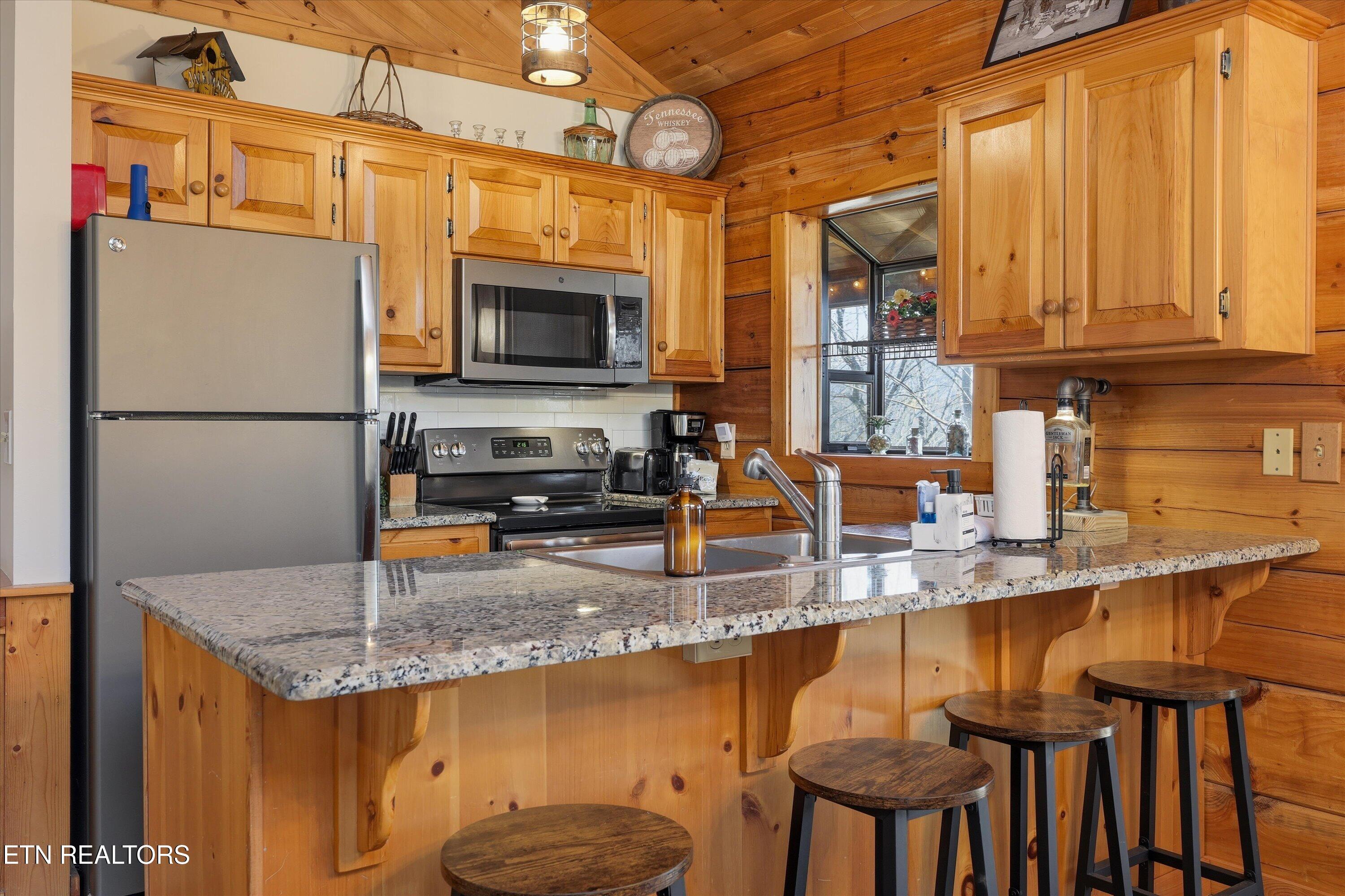1639 Ridgecrest Drive Sevierville TN 37876