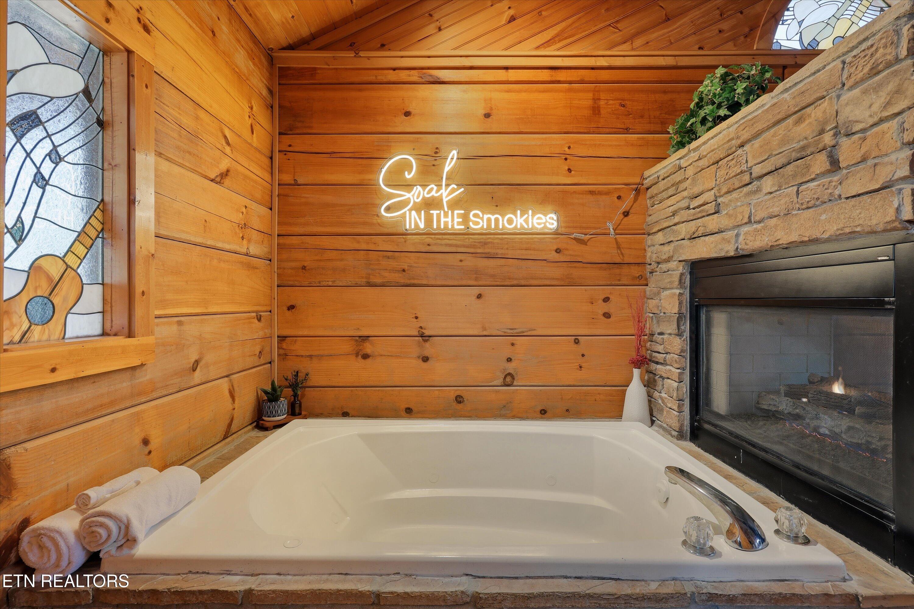 1639 Ridgecrest Drive Sevierville TN 37876