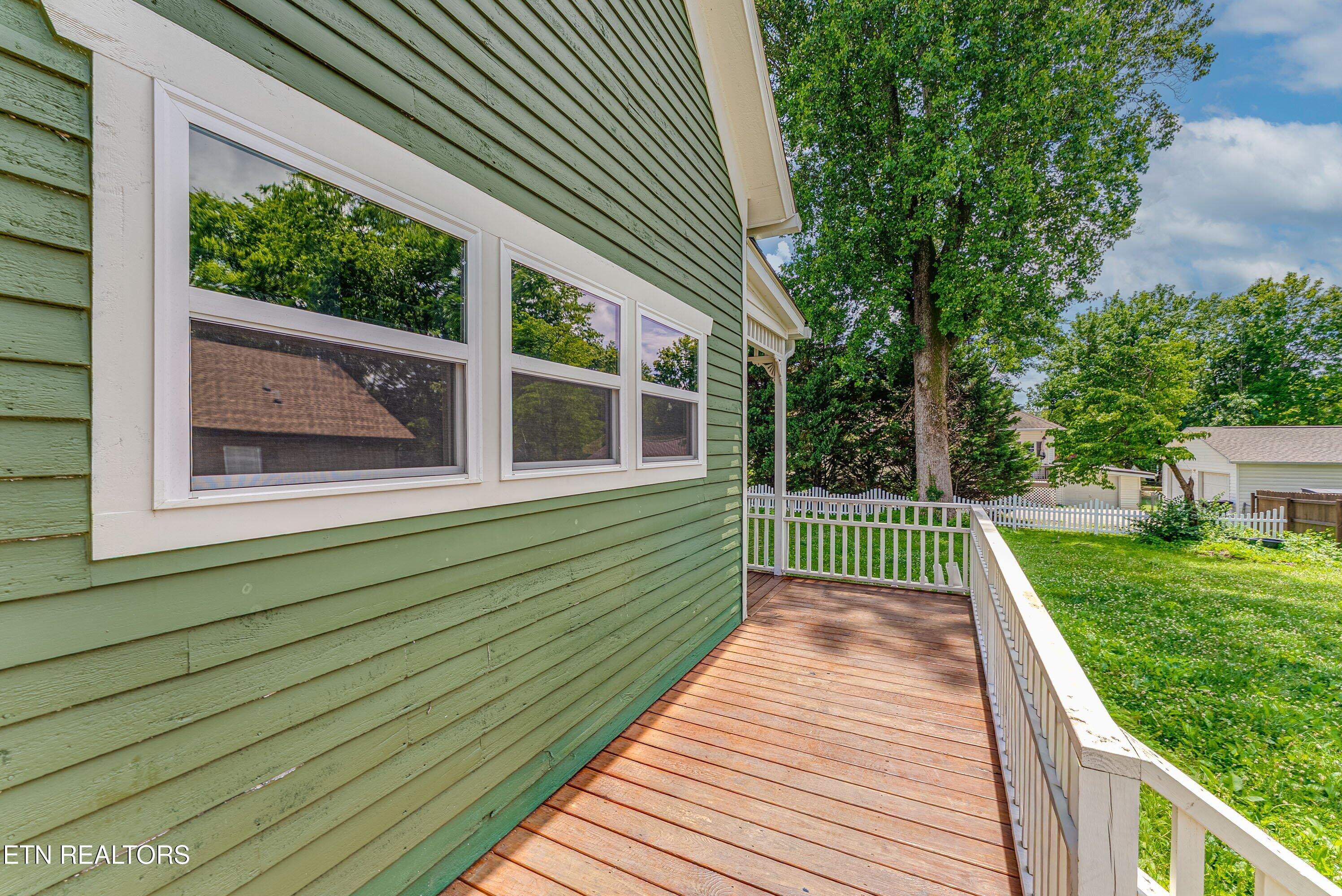 413 E Inskip Drive Knoxville TN 37912