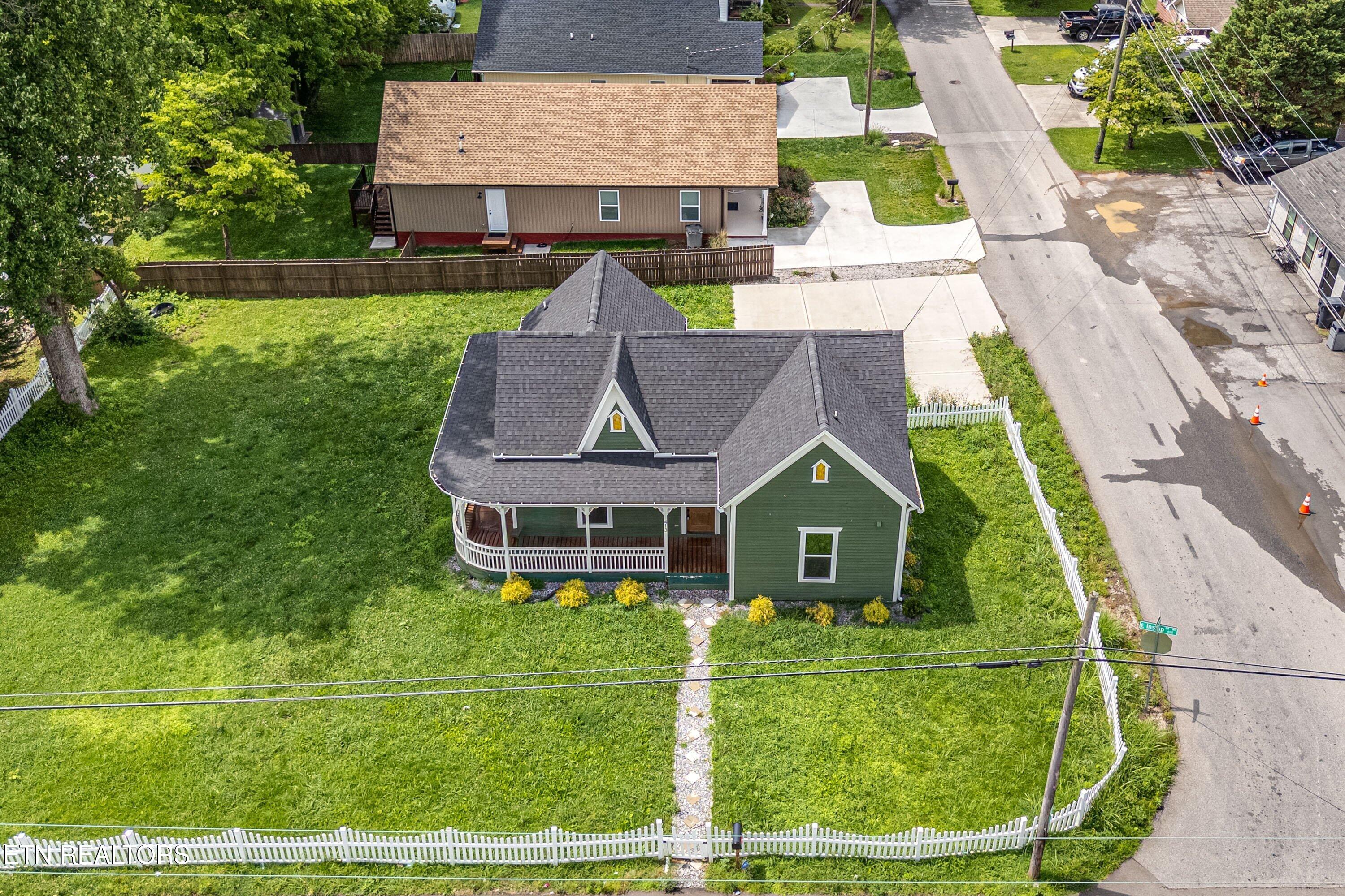 413 E Inskip Drive Knoxville TN 37912
