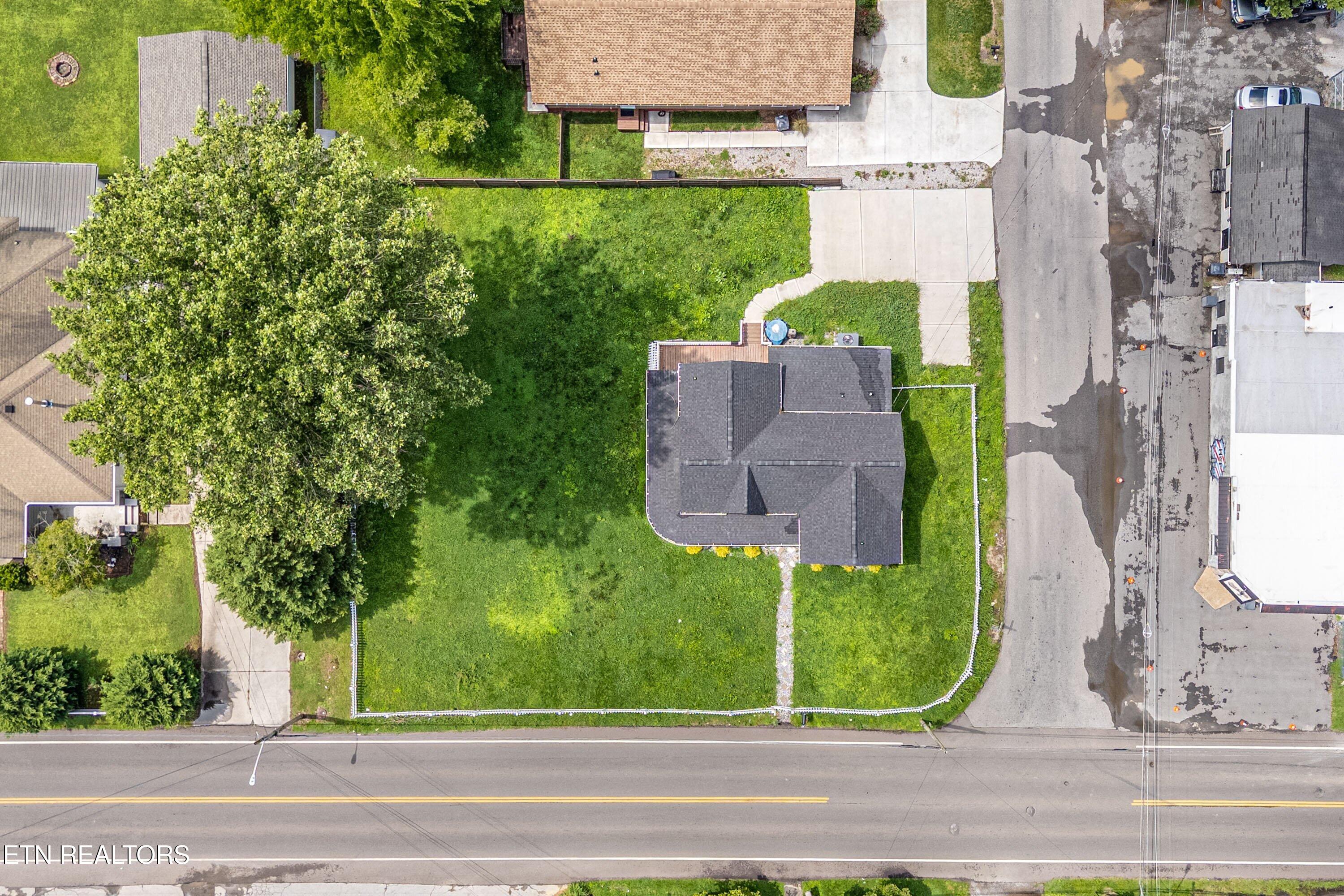 413 E Inskip Drive Knoxville TN 37912