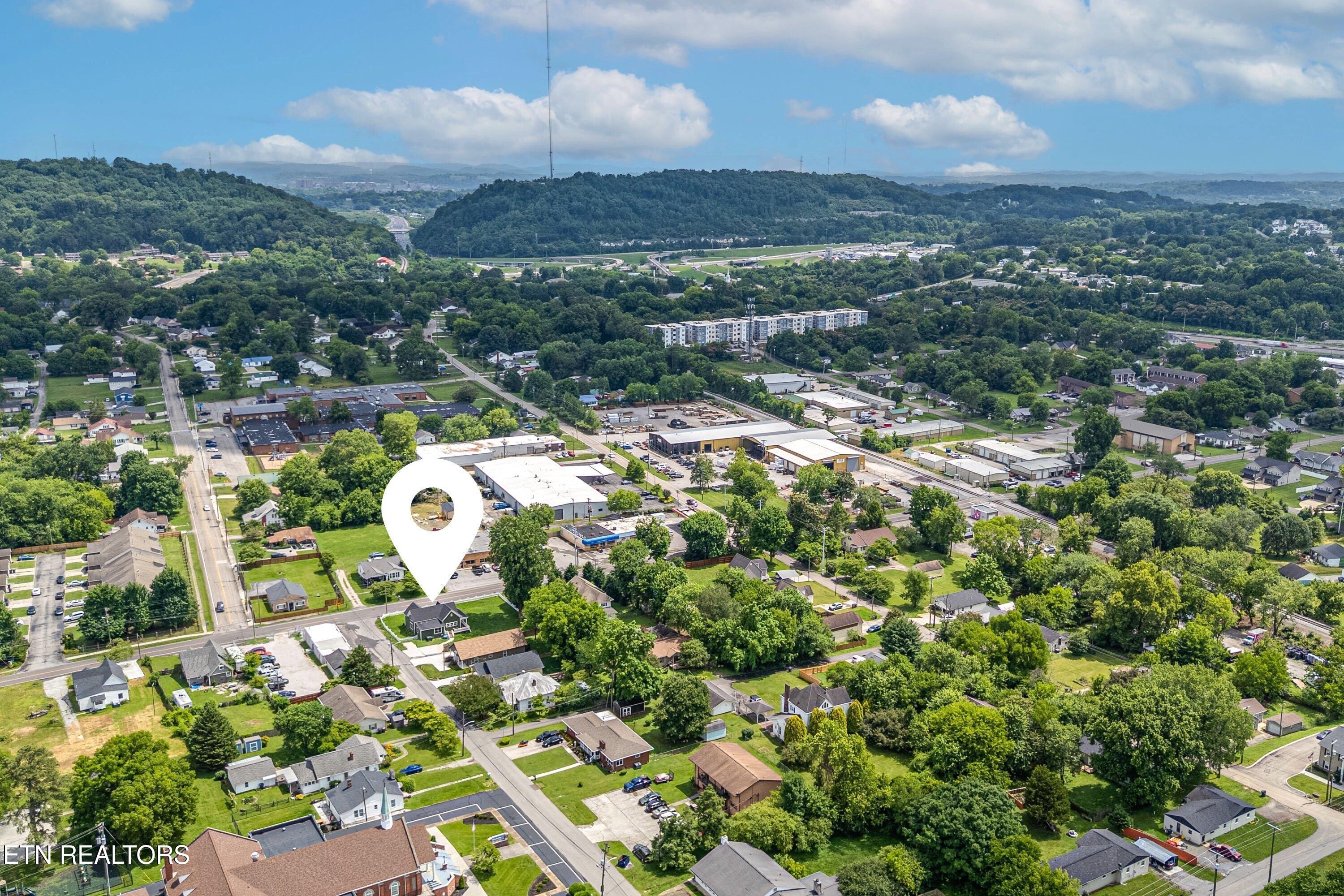 413 E Inskip Drive Knoxville TN 37912