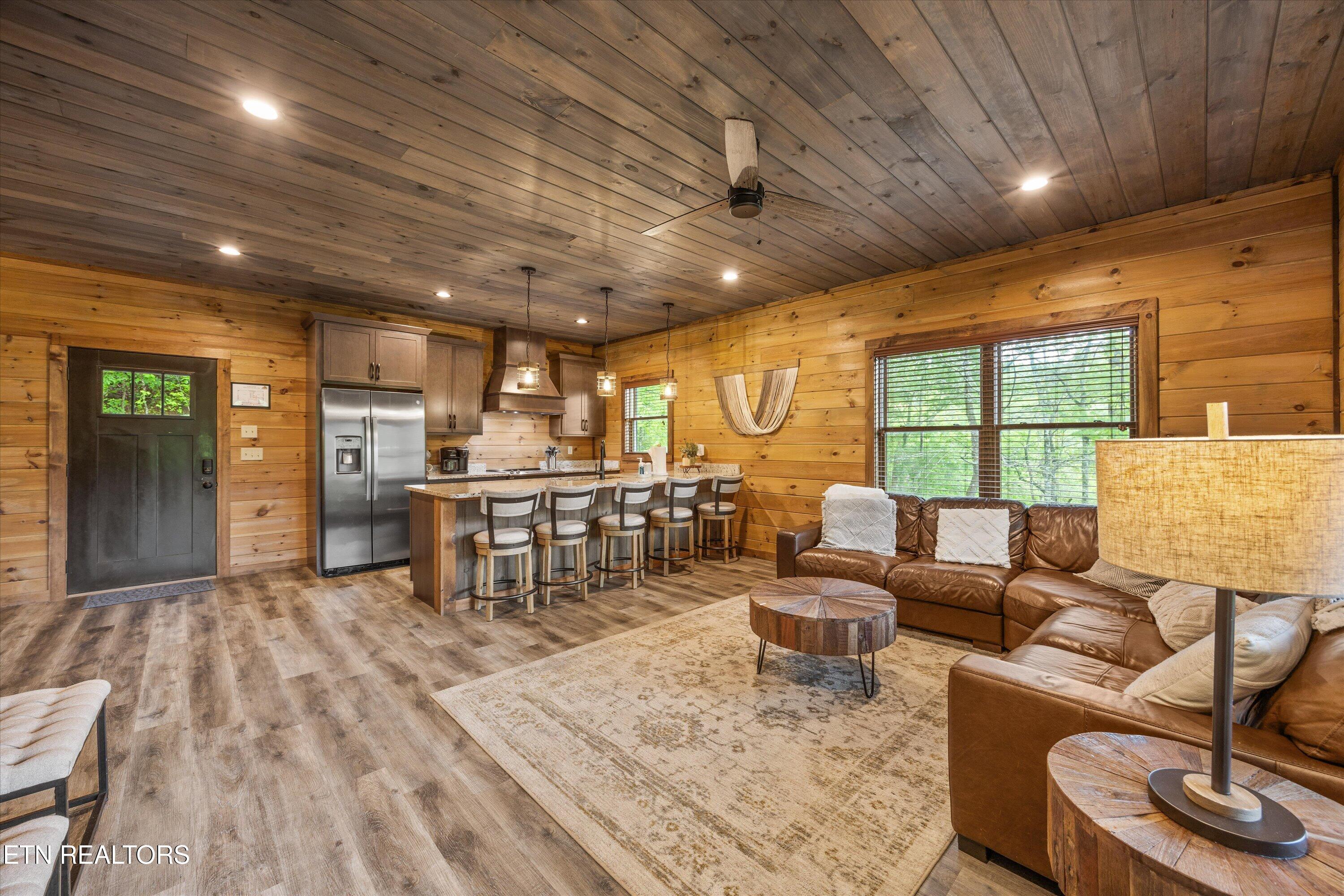 5276 Riversong Way Sevierville TN 37876