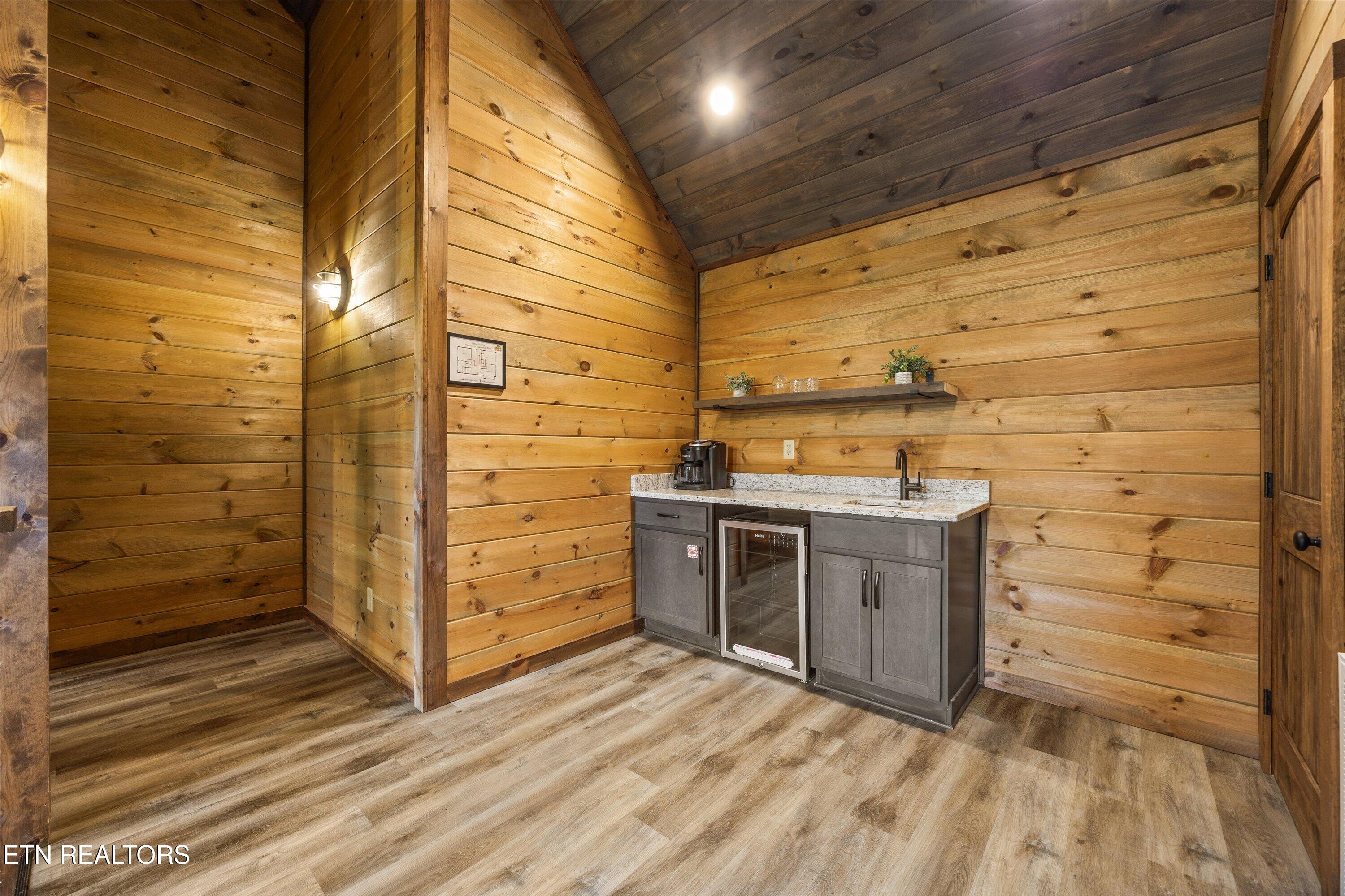 5276 Riversong Way Sevierville TN 37876