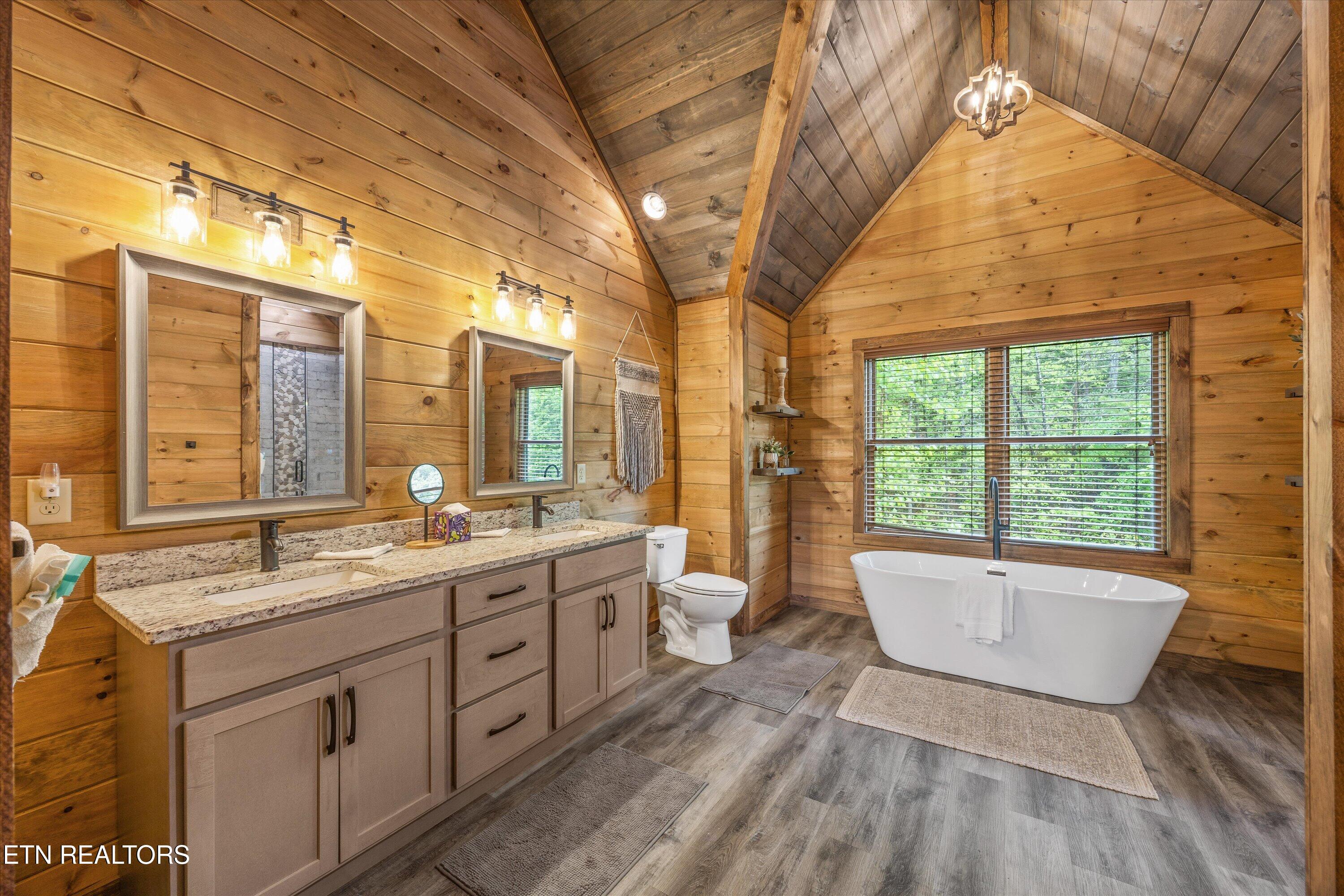 5276 Riversong Way Sevierville TN 37876