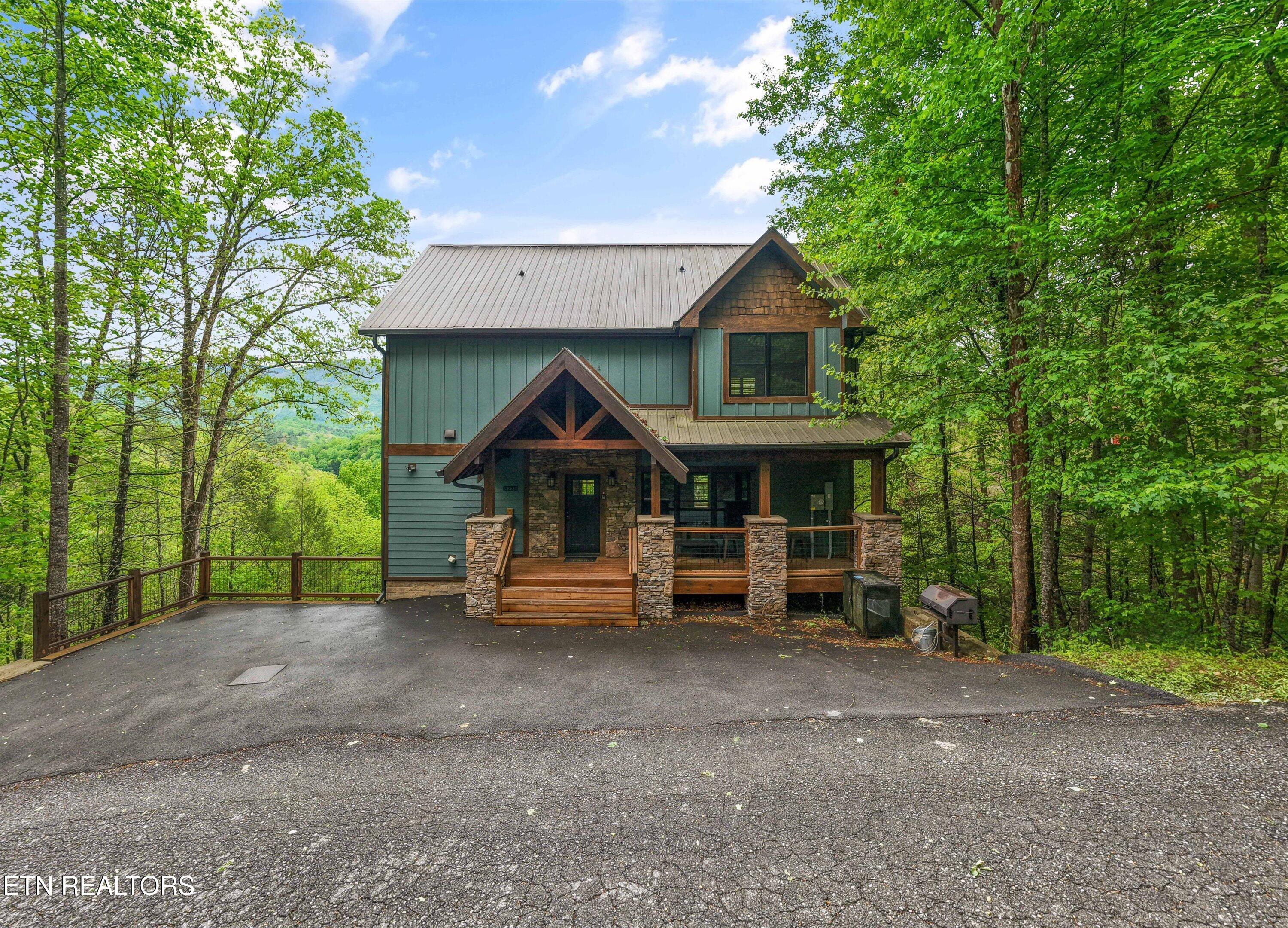 5276 Riversong Way Sevierville TN 37876