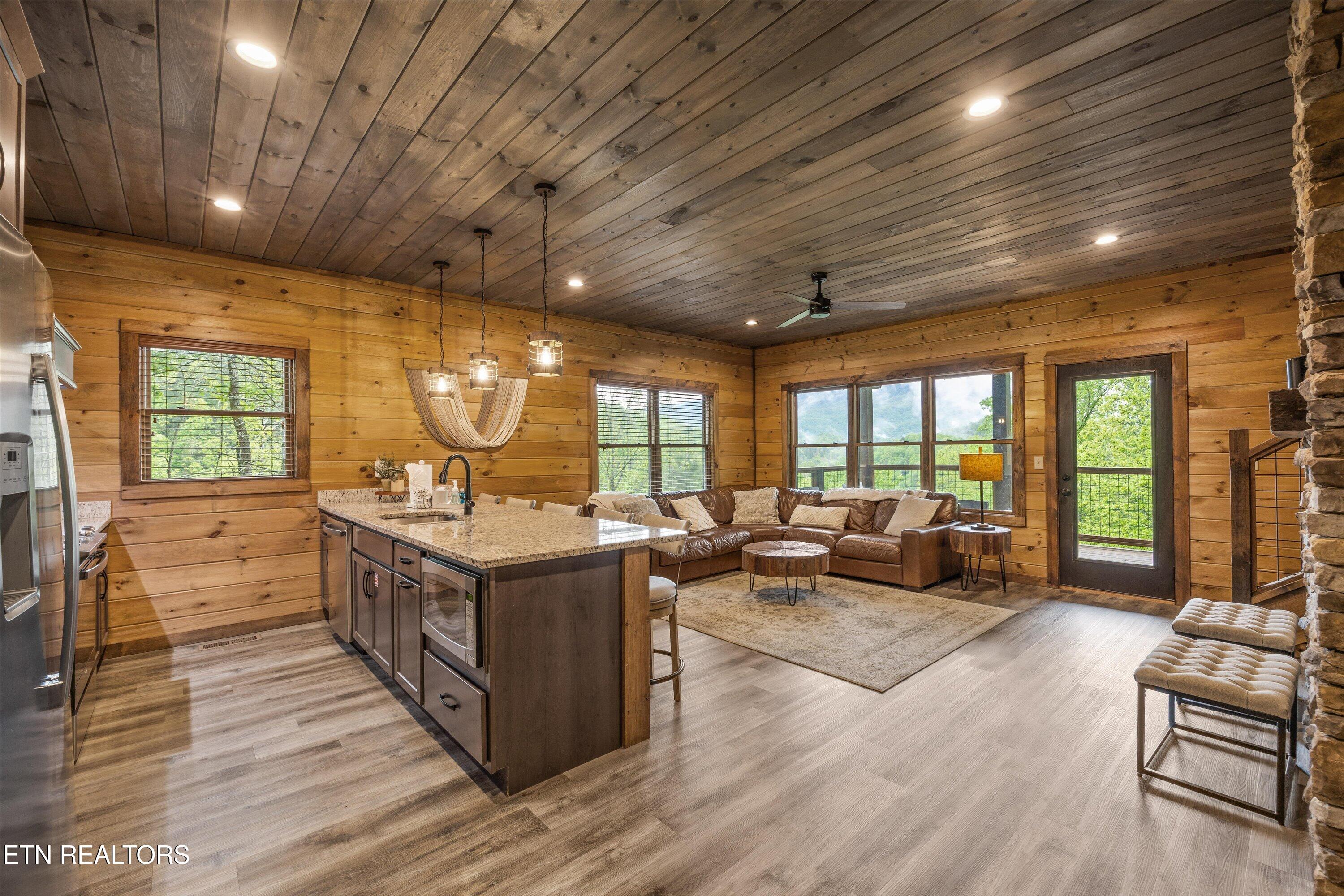 5276 Riversong Way Sevierville TN 37876