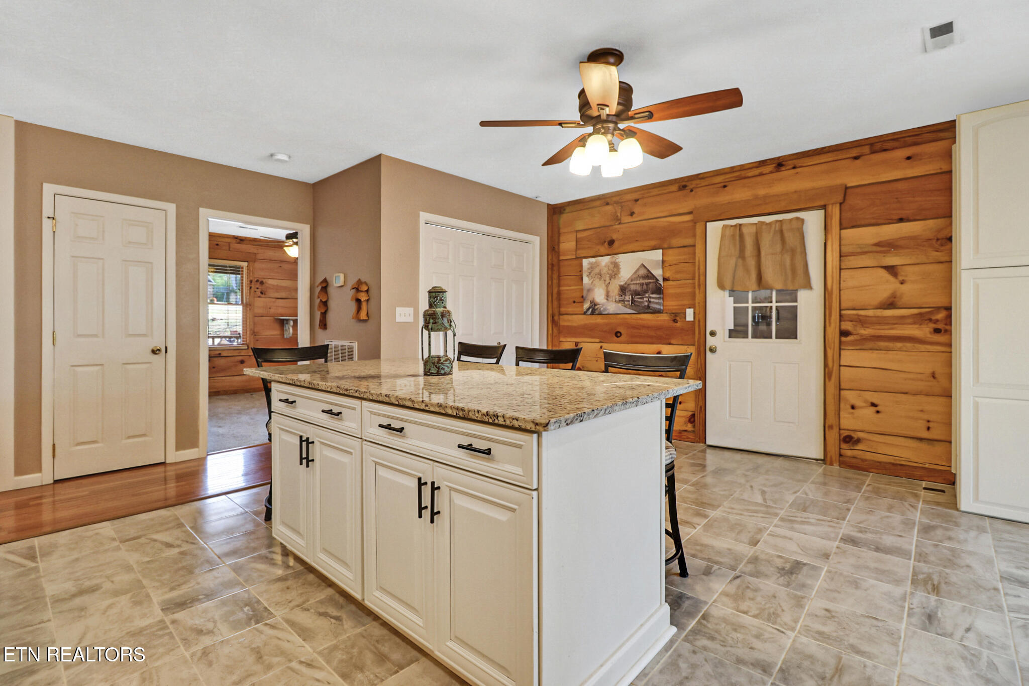 108 Grace Lane Crossville TN 38555