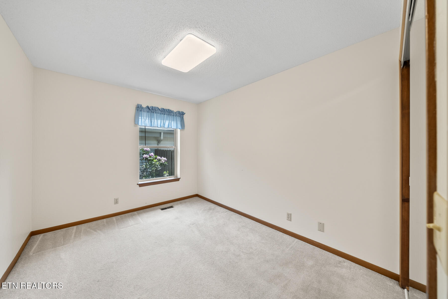 2 Woodland Court Crossville TN 38558