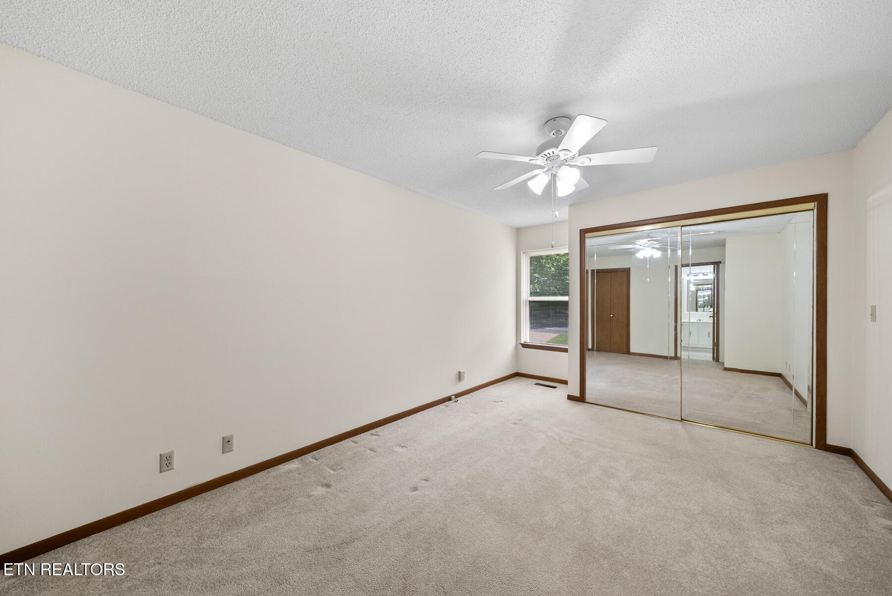 2 Woodland Court Crossville TN 38558