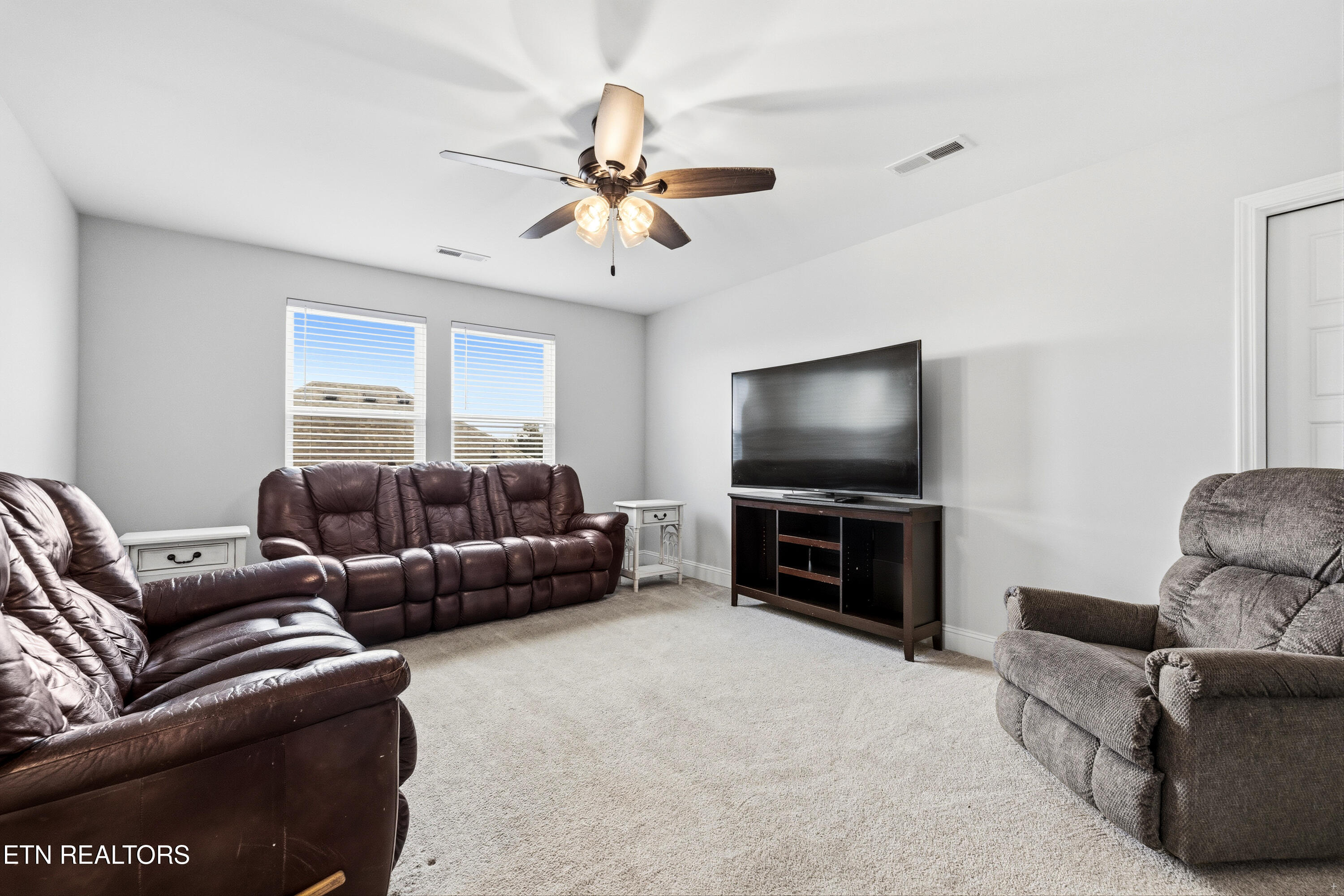 498 Sugar Maple Trail Lenoir City TN 37771