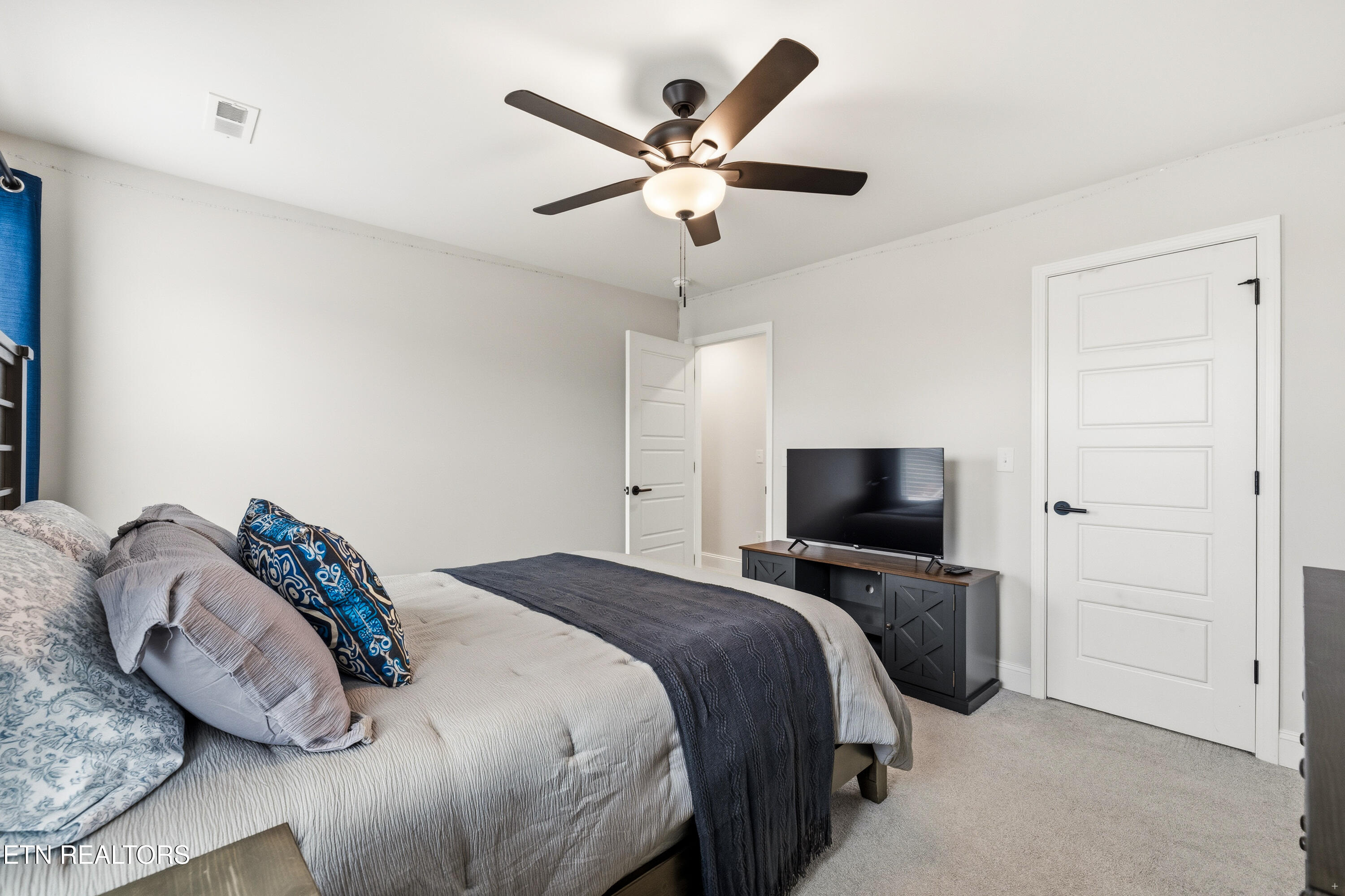 498 Sugar Maple Trail Lenoir City TN 37771