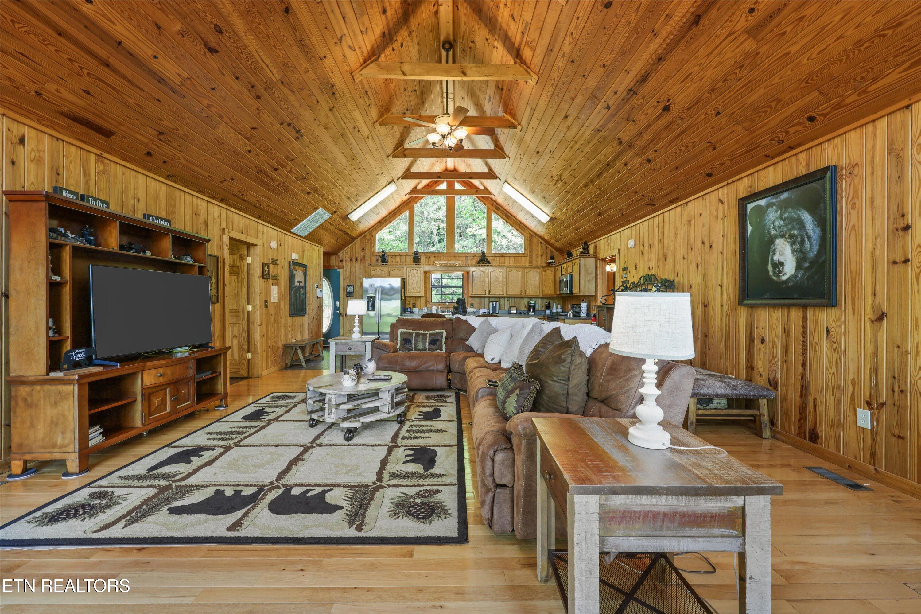 1916 Buds Ridge Way Sevierville TN 37862