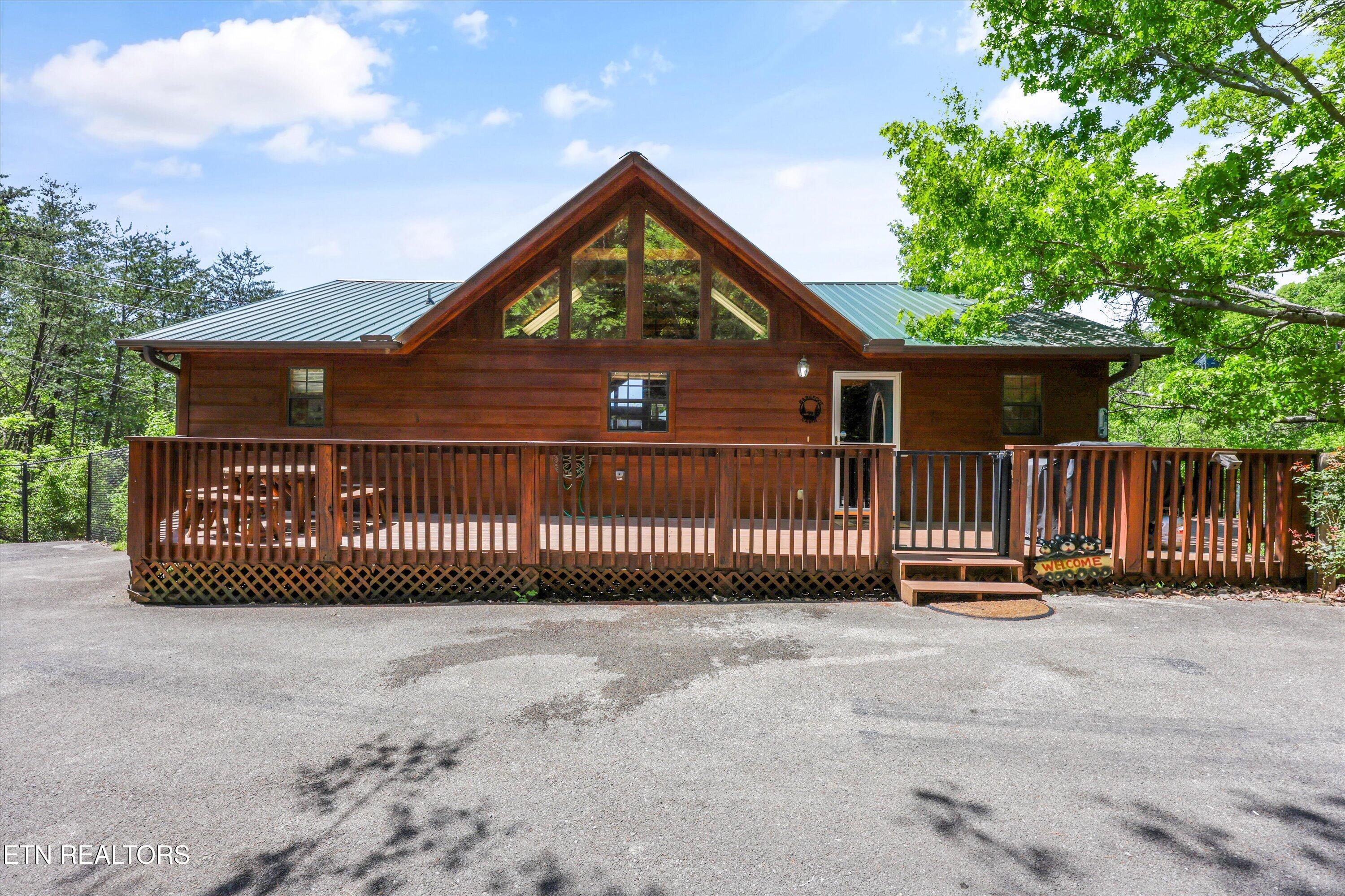1916 Buds Ridge Way Sevierville TN 37862