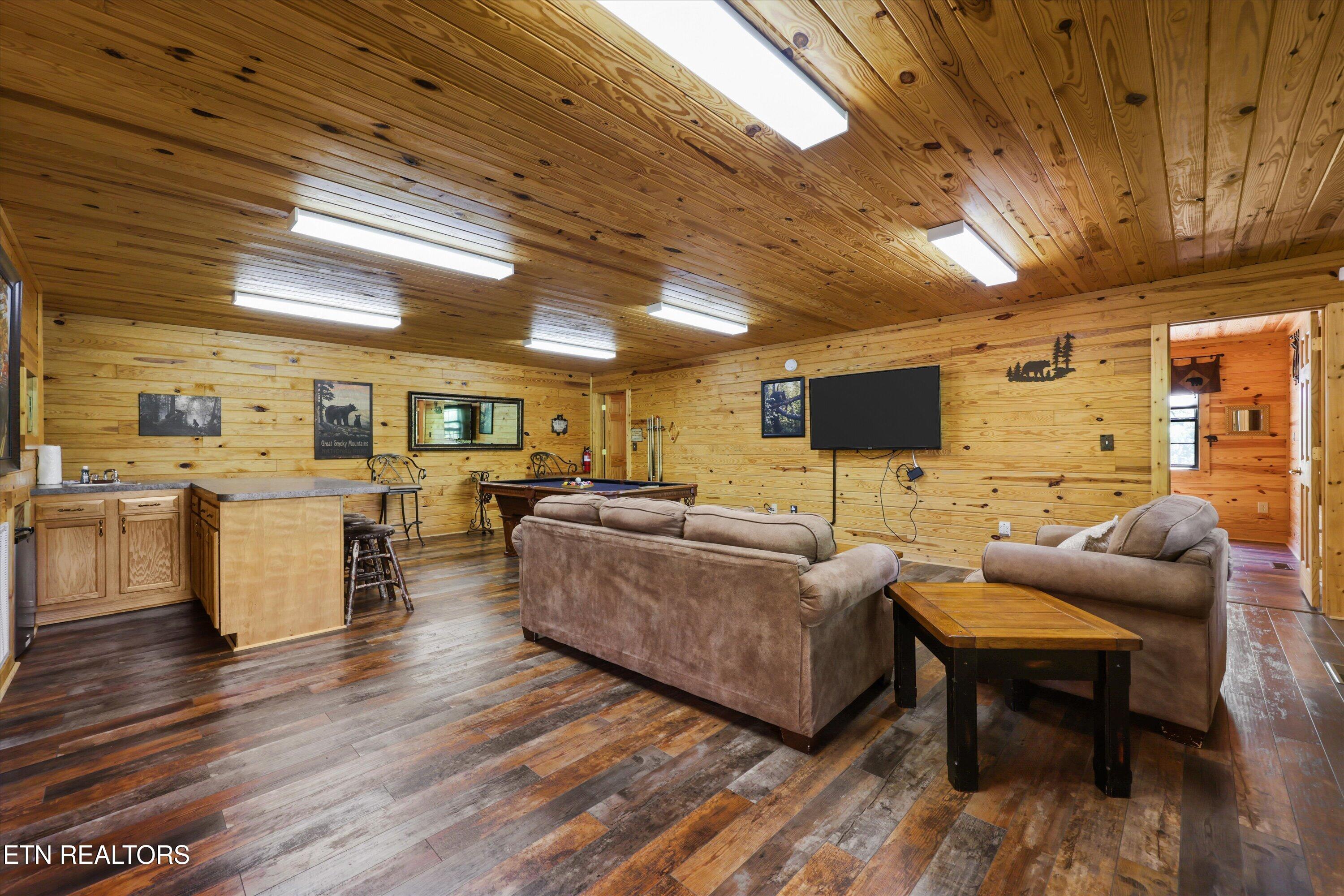 1916 Buds Ridge Way Sevierville TN 37862