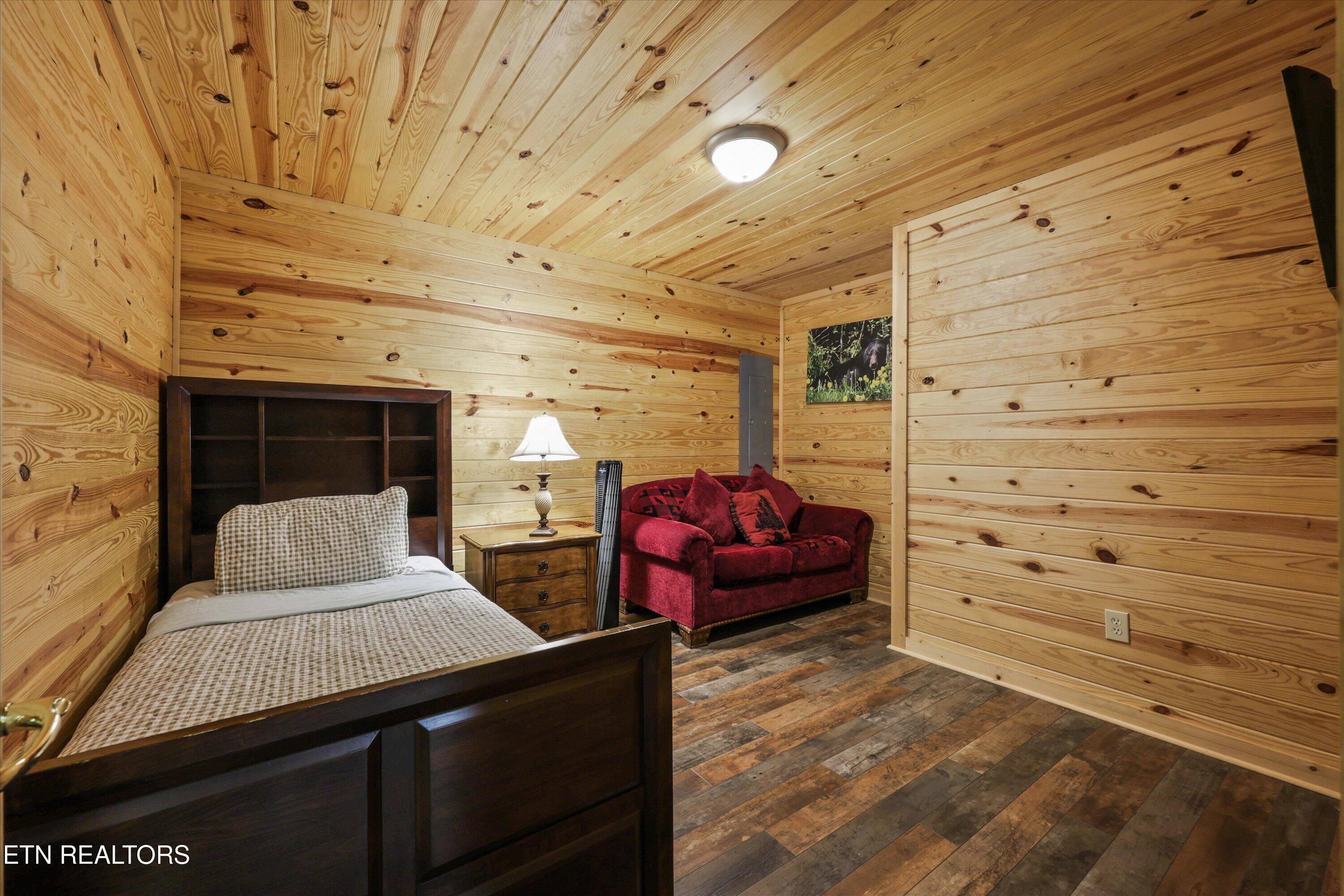 1916 Buds Ridge Way Sevierville TN 37862