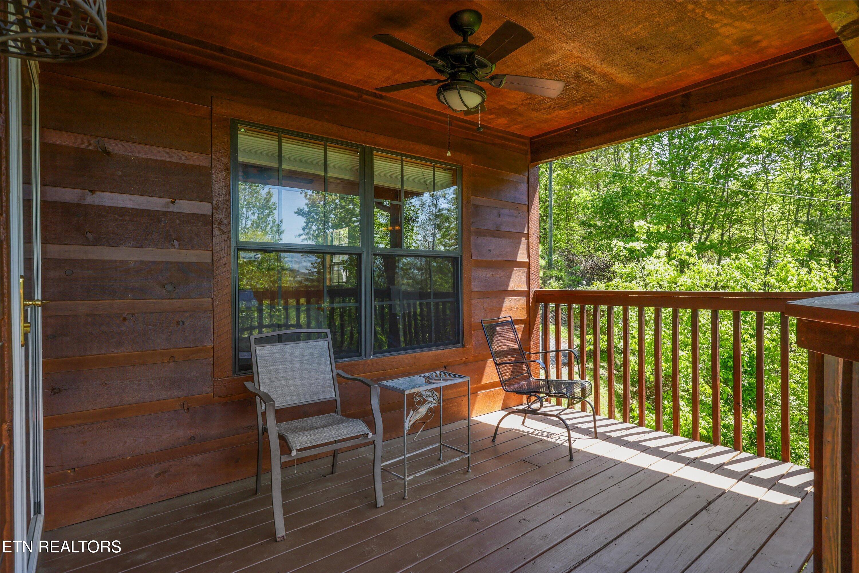 1916 Buds Ridge Way Sevierville TN 37862